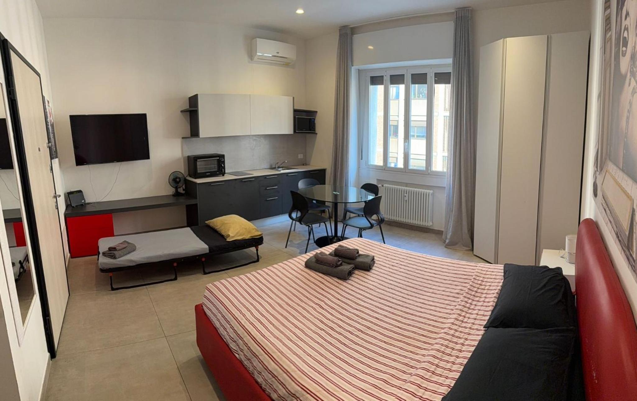 Apartment - Photo 3