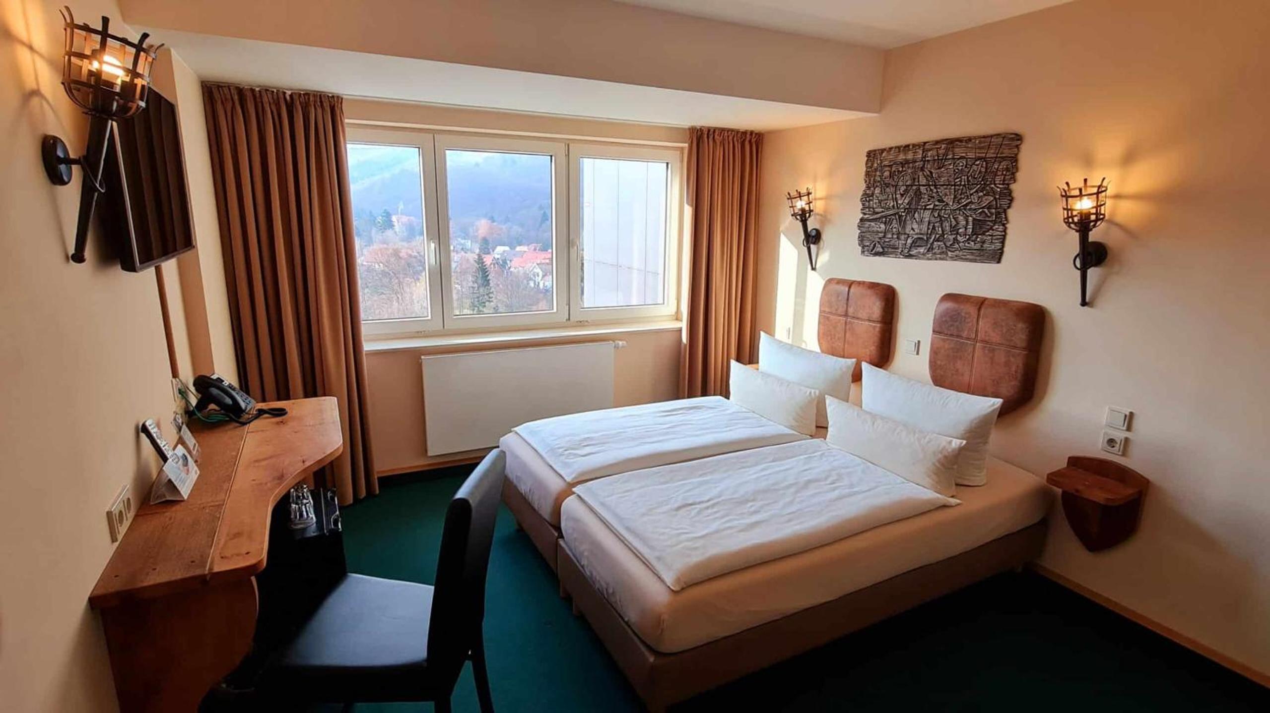Double Room with Extra Bed photo 2