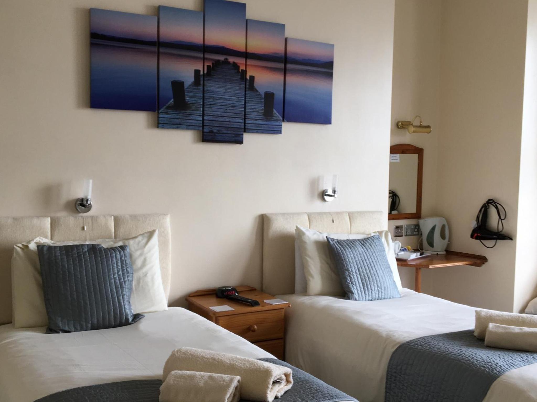 Standard Twin Room with Sea View
