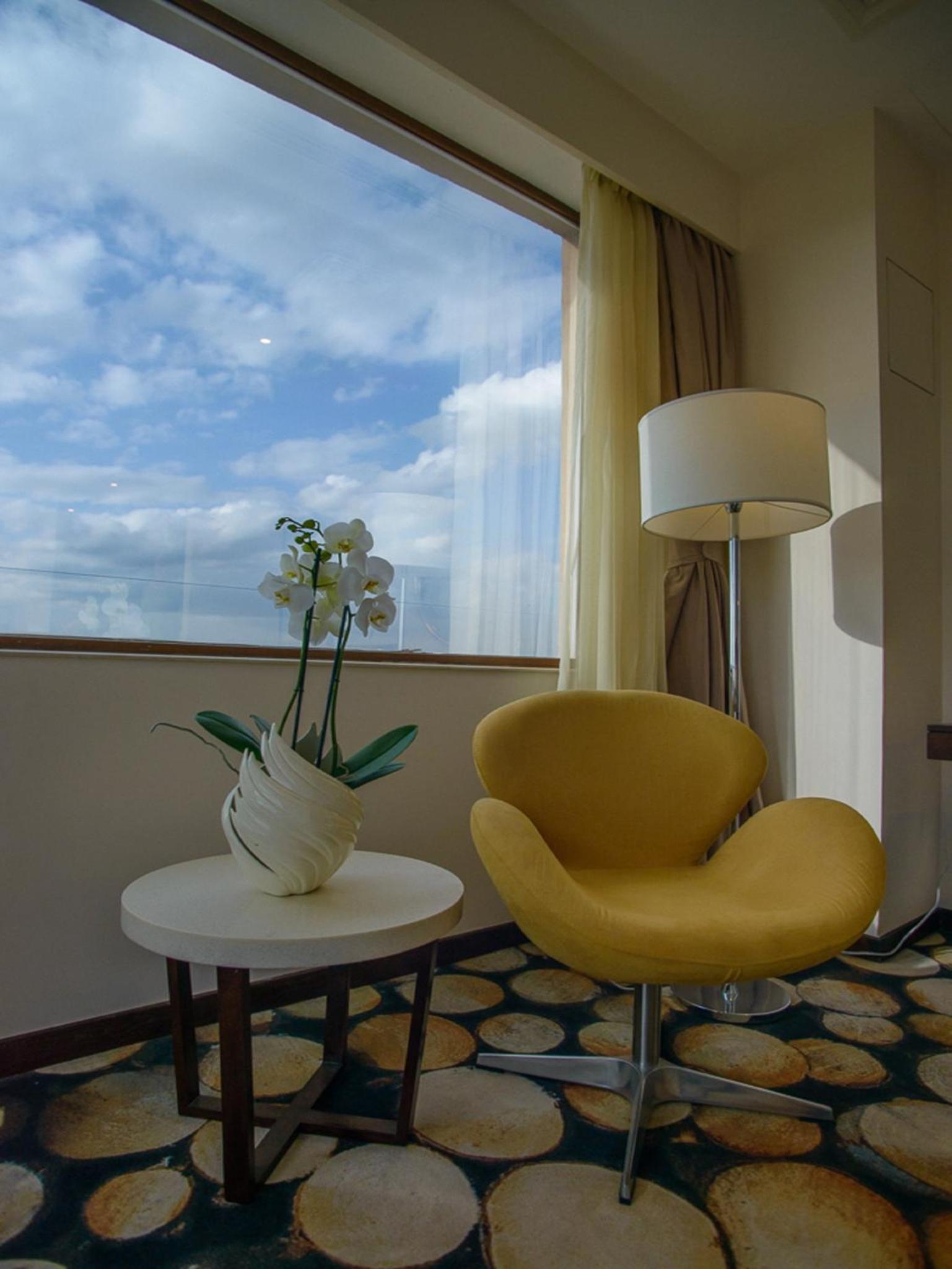 Executive Suite photo 3
