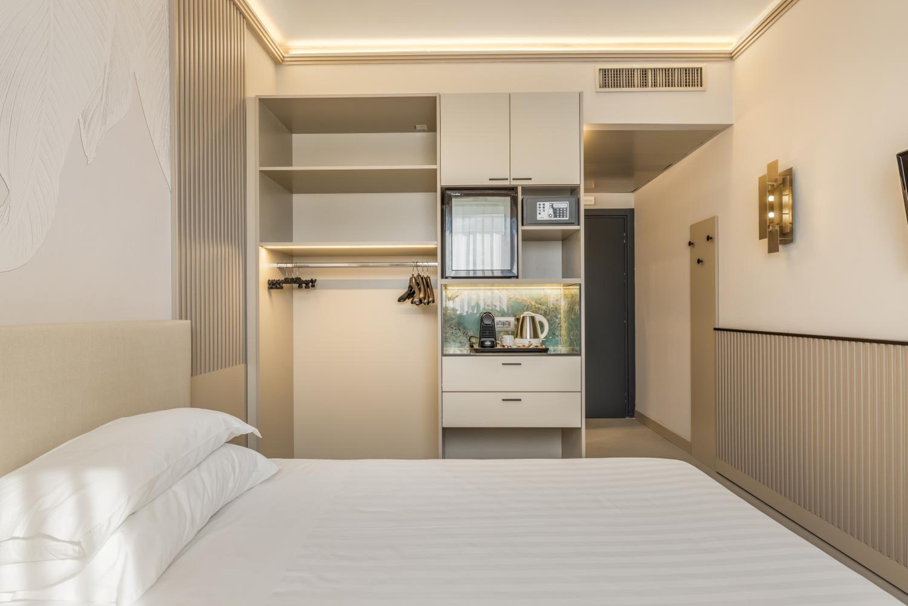 Deluxe Single Room photo 3