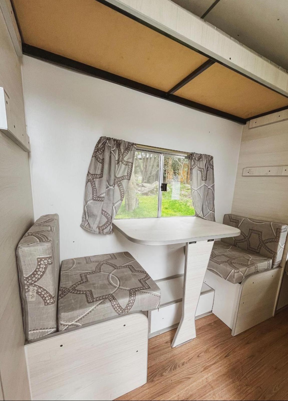 Caravan photo 2