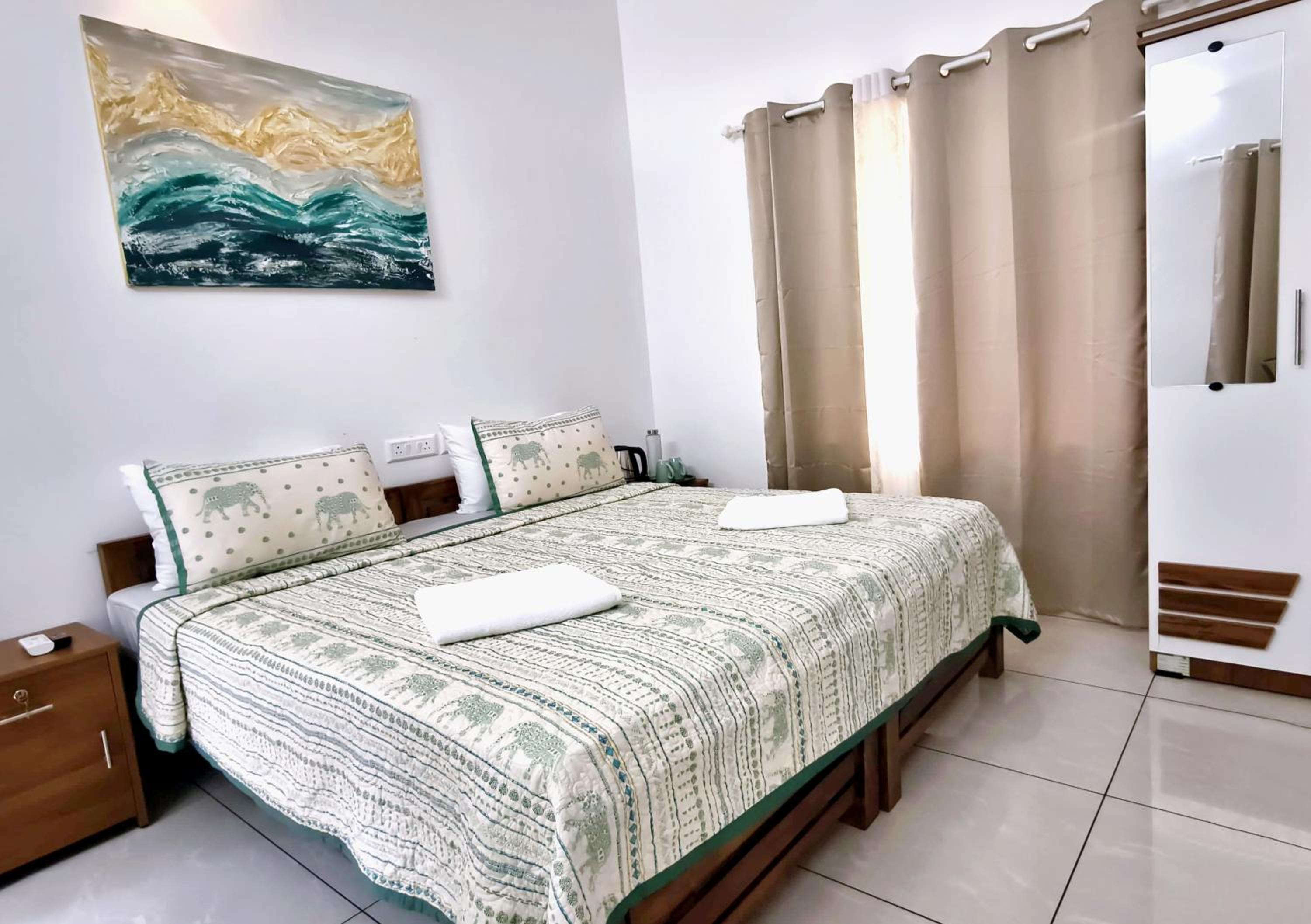Standard Double Room - Photo 12