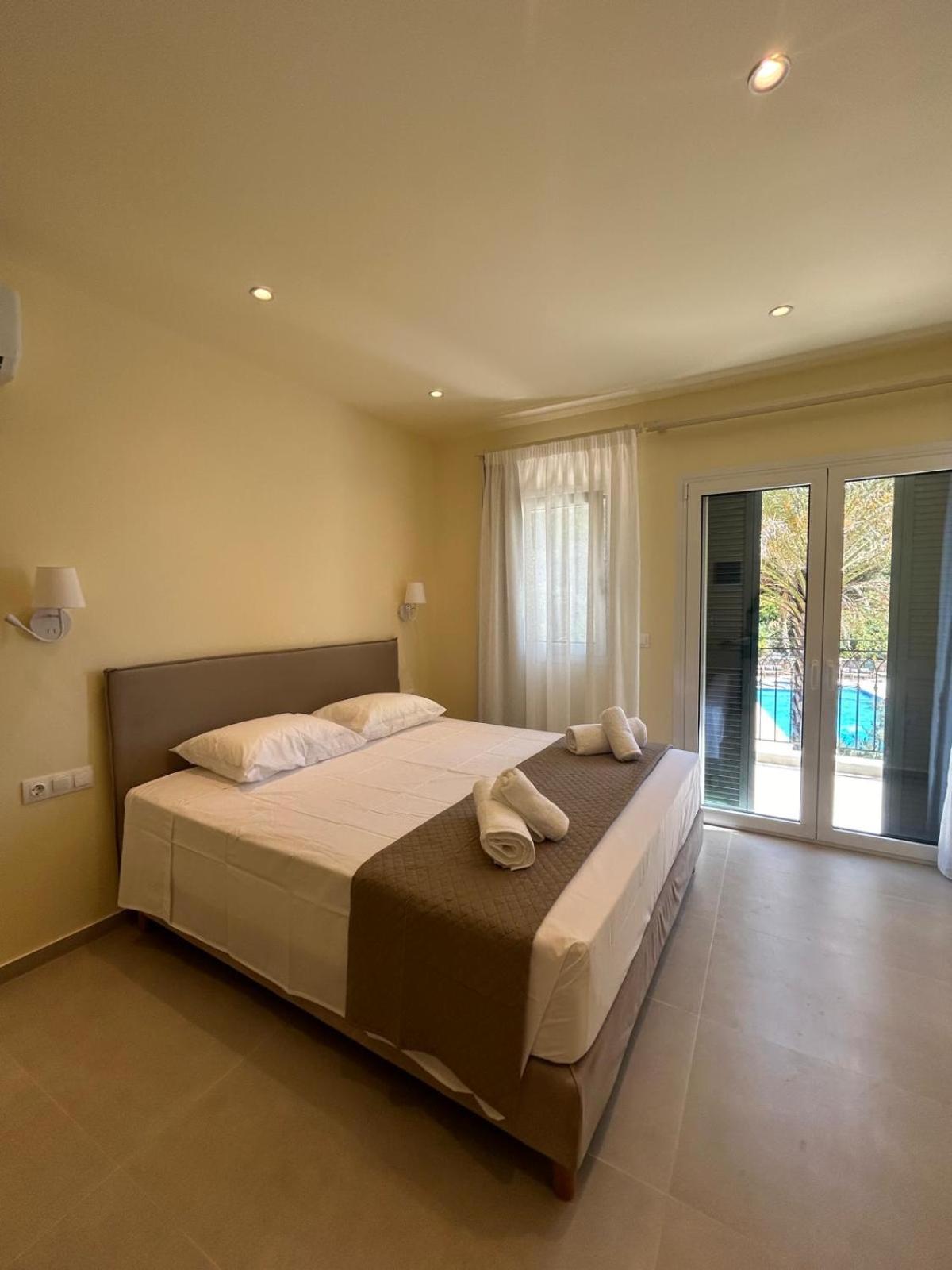 Deluxe Double Room with Sea View