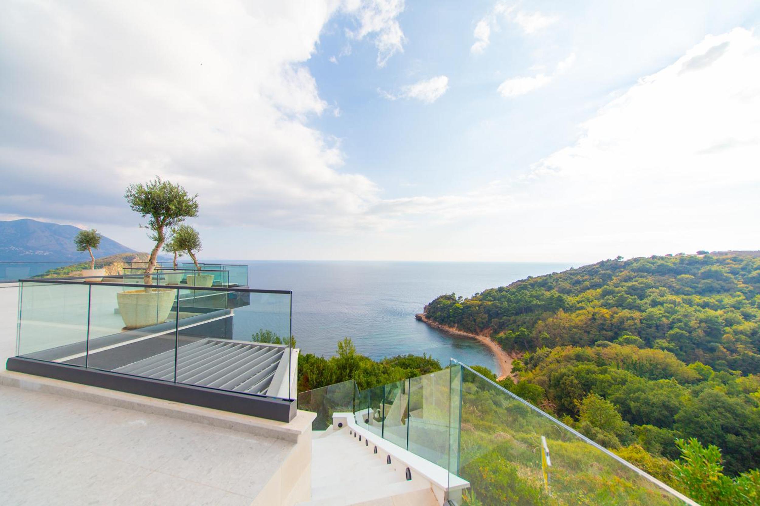 Villa with Sea View