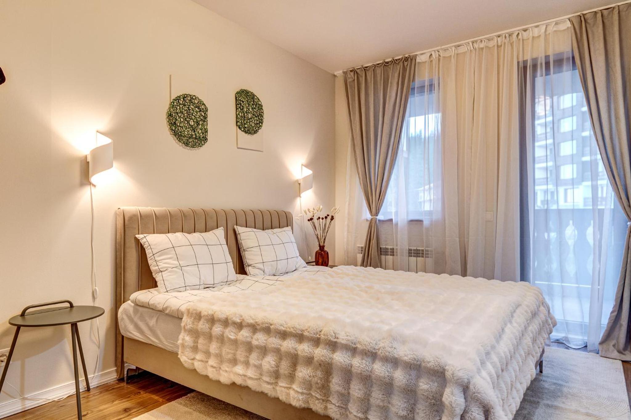 Two-Bedroom Deluxe Apartment