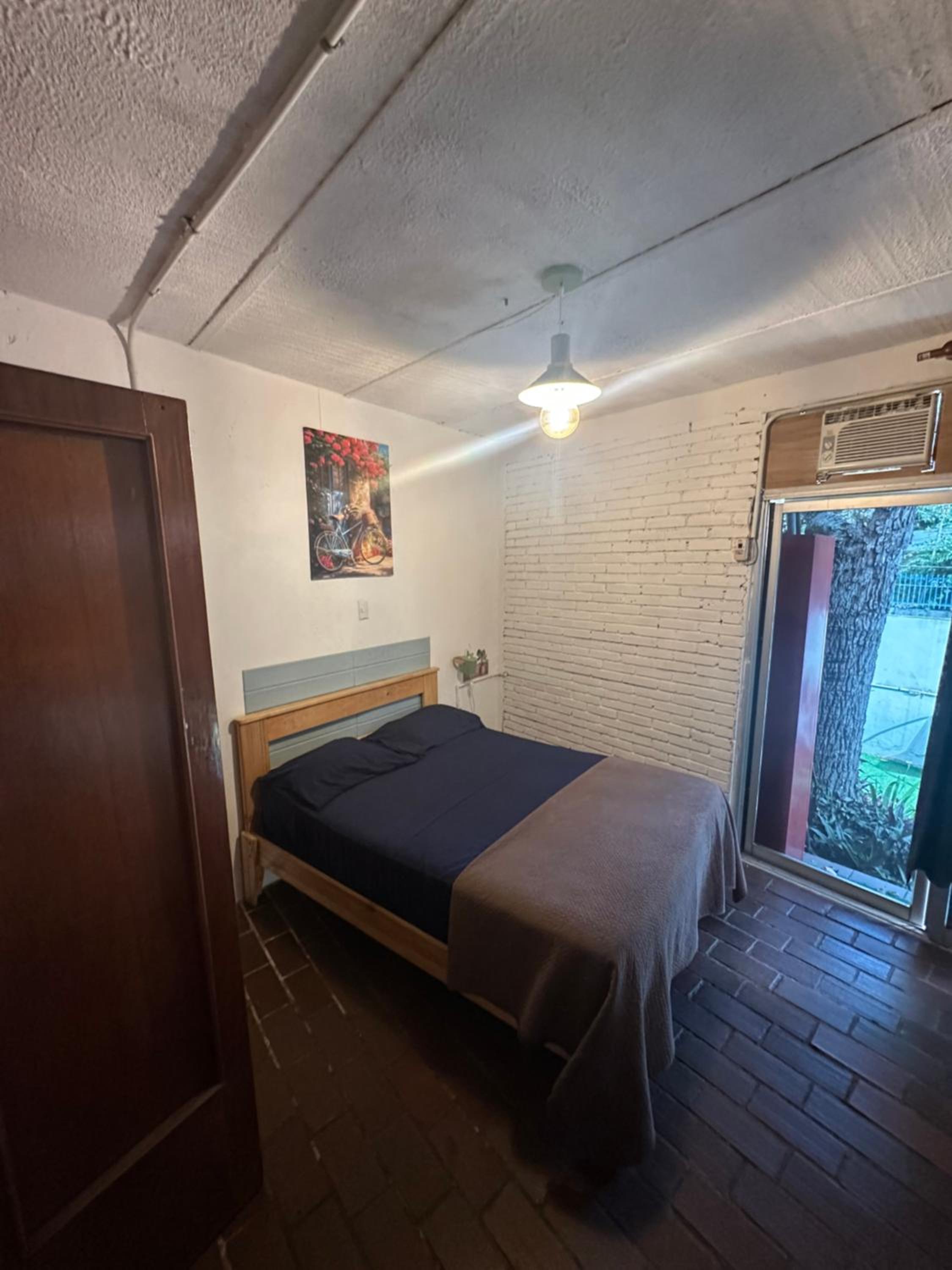 Quadruple Room with Private Bathroom photo 2
