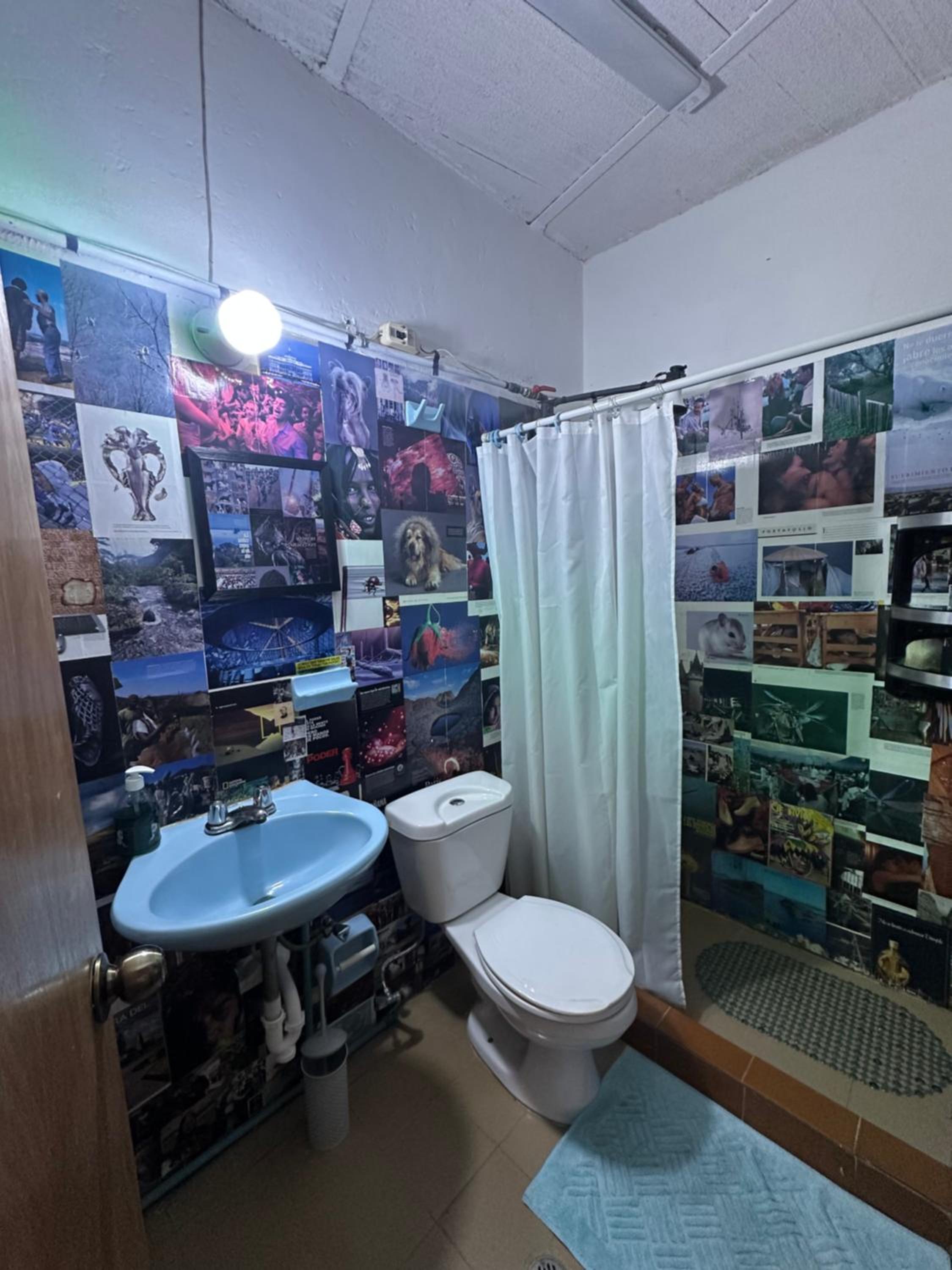 Quadruple Room with Private Bathroom photo 1