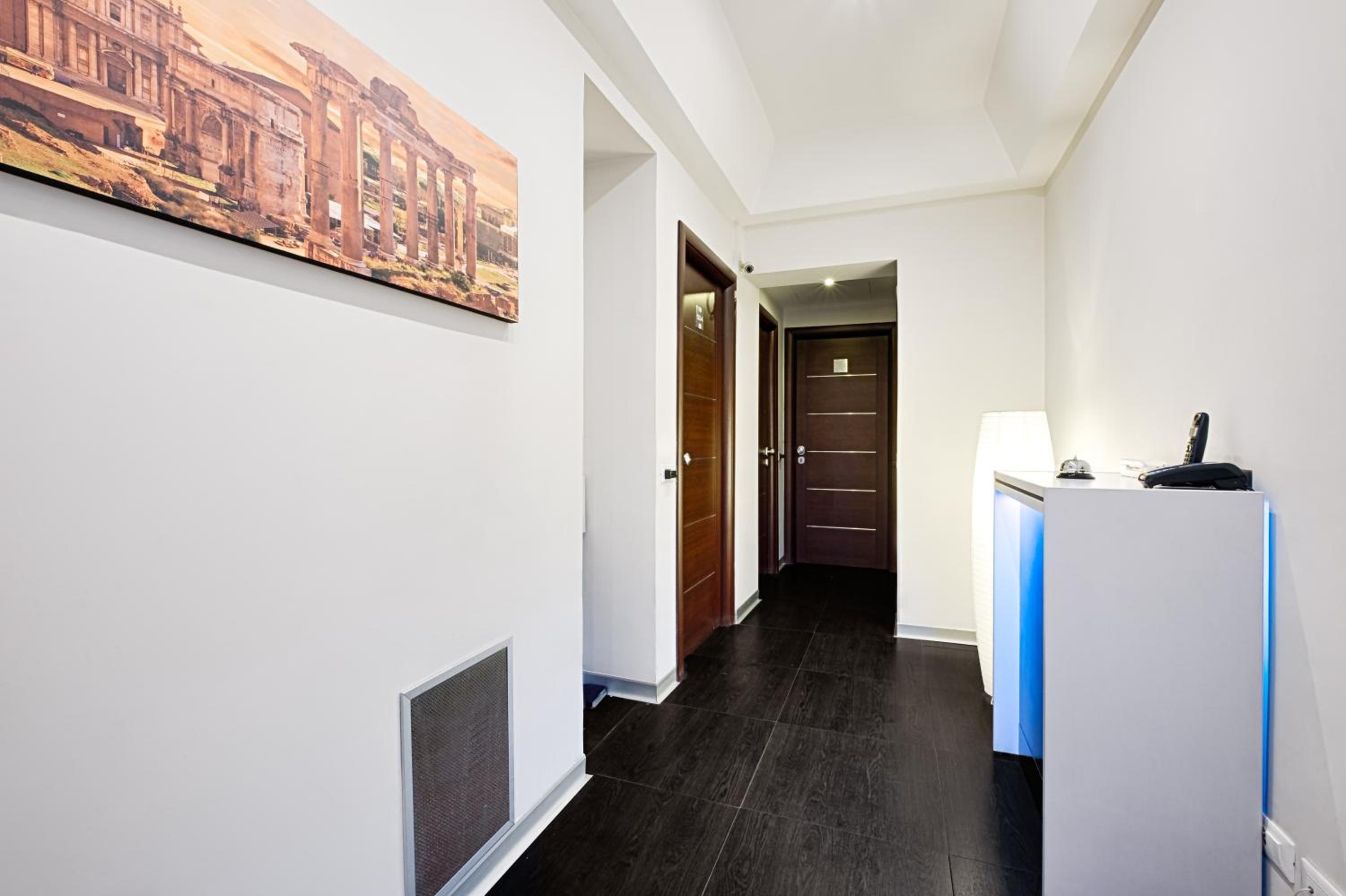 Double or Twin Room photo 2