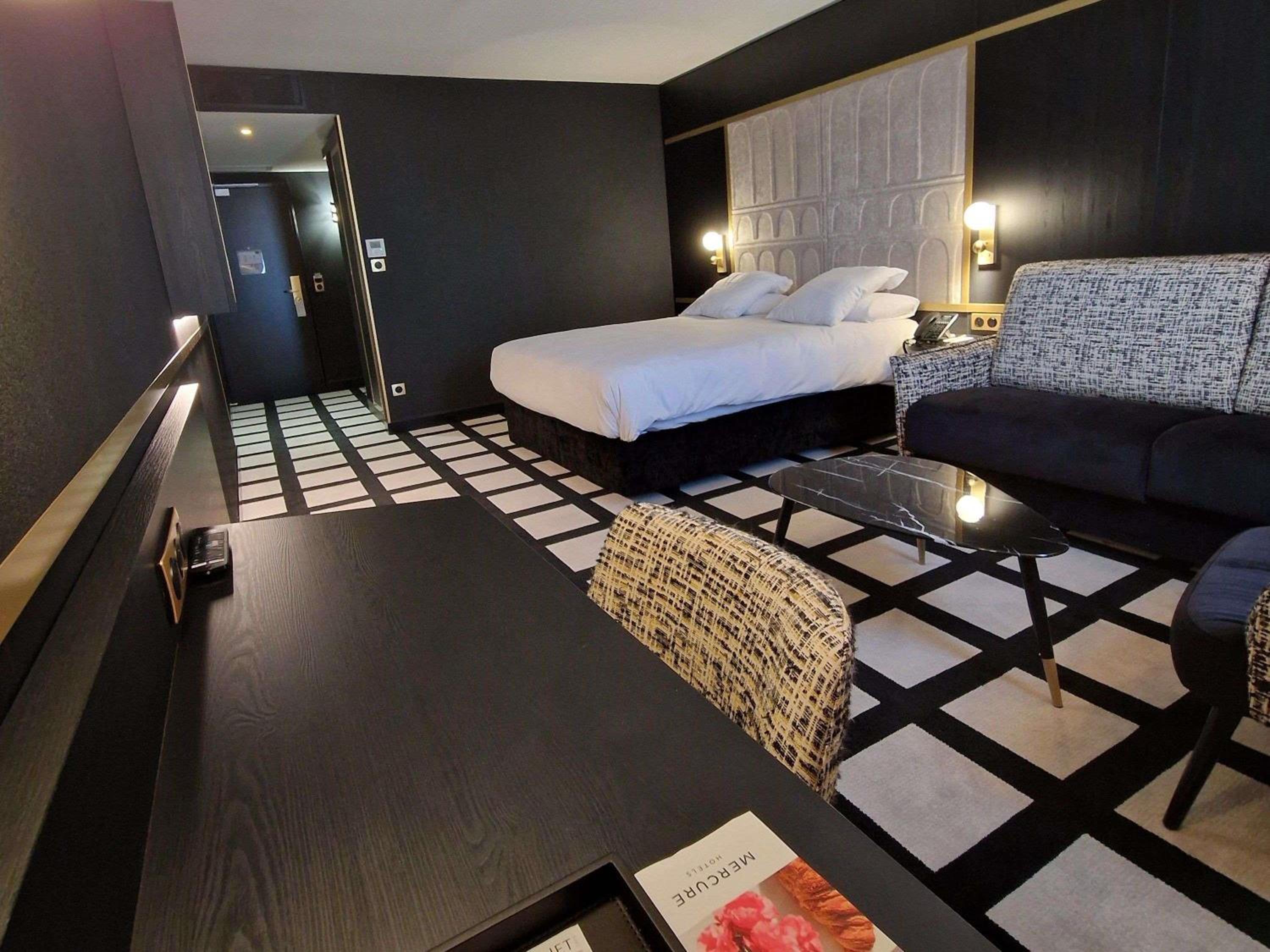 Deluxe Room with Double Bed and Double Sofa Bed