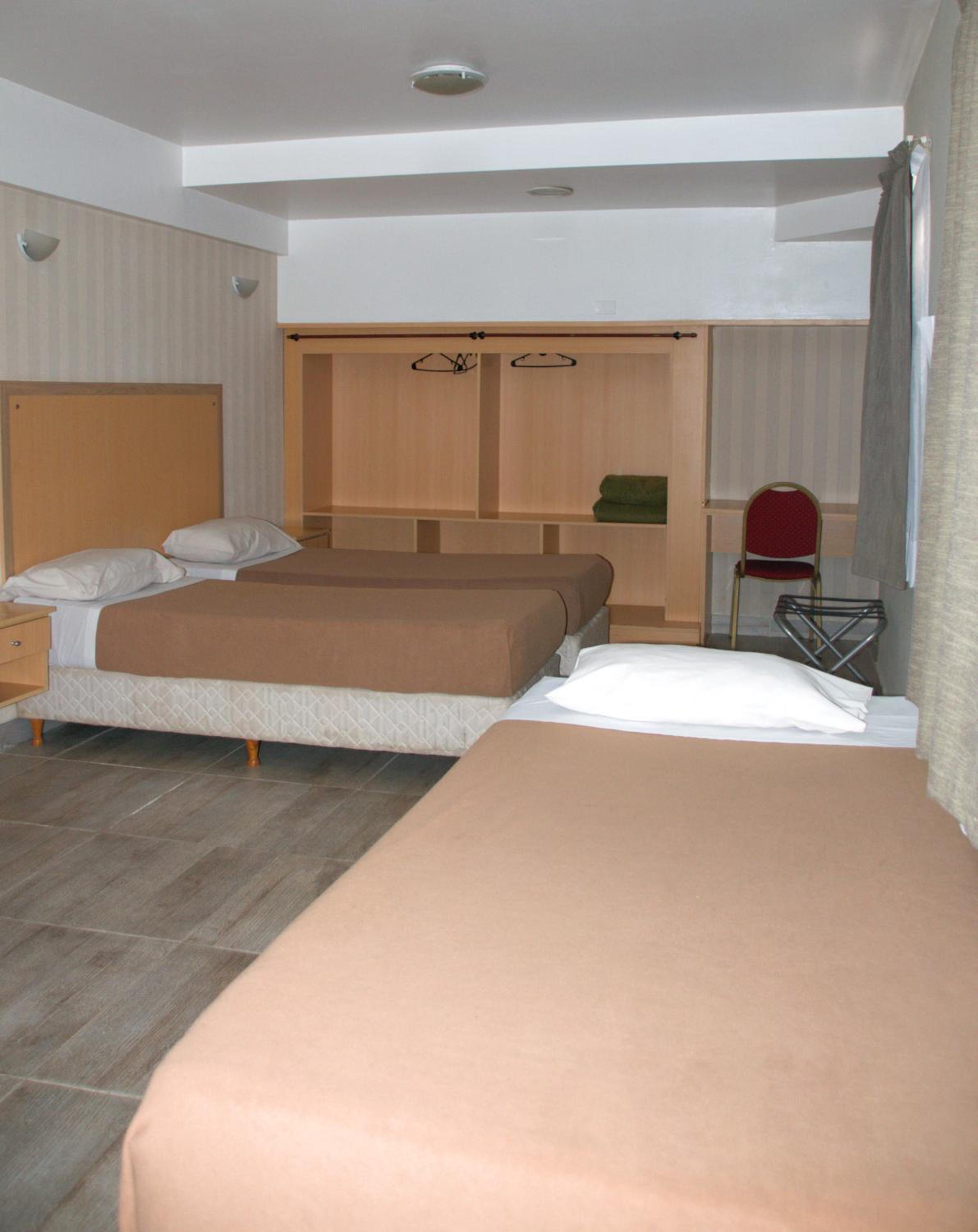 Classic Triple Room photo 3
