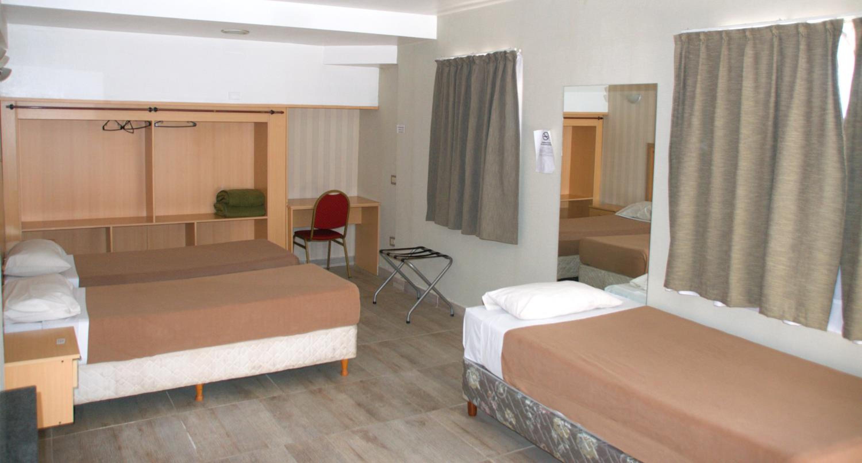 Classic Triple Room photo 2