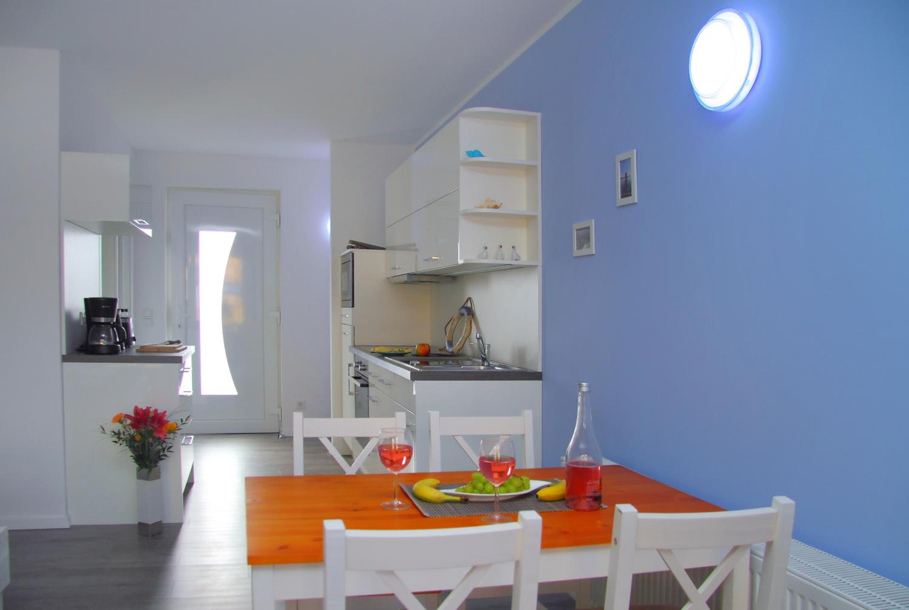 Apartment photo 3