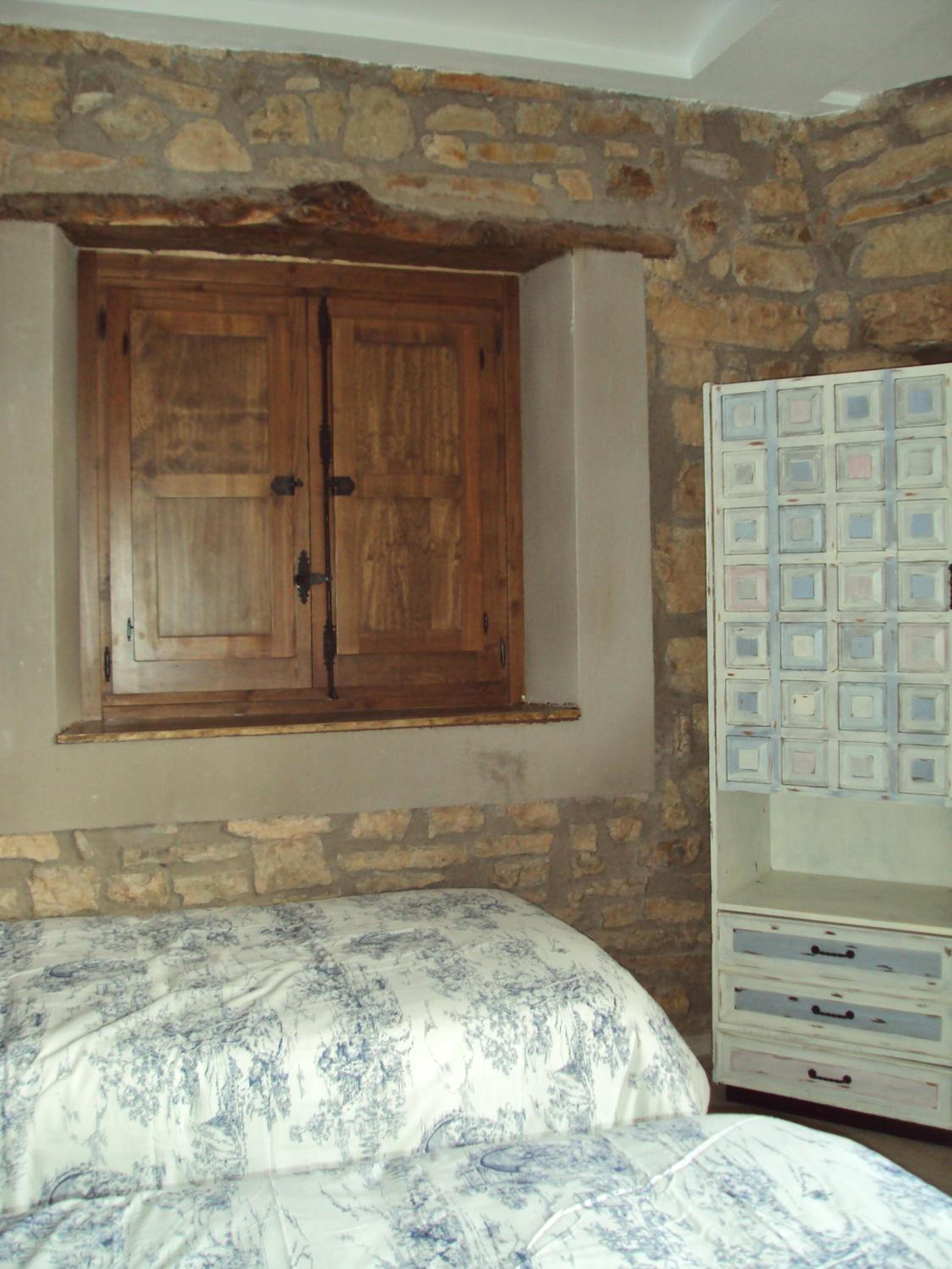 Twin Room - Photo 1