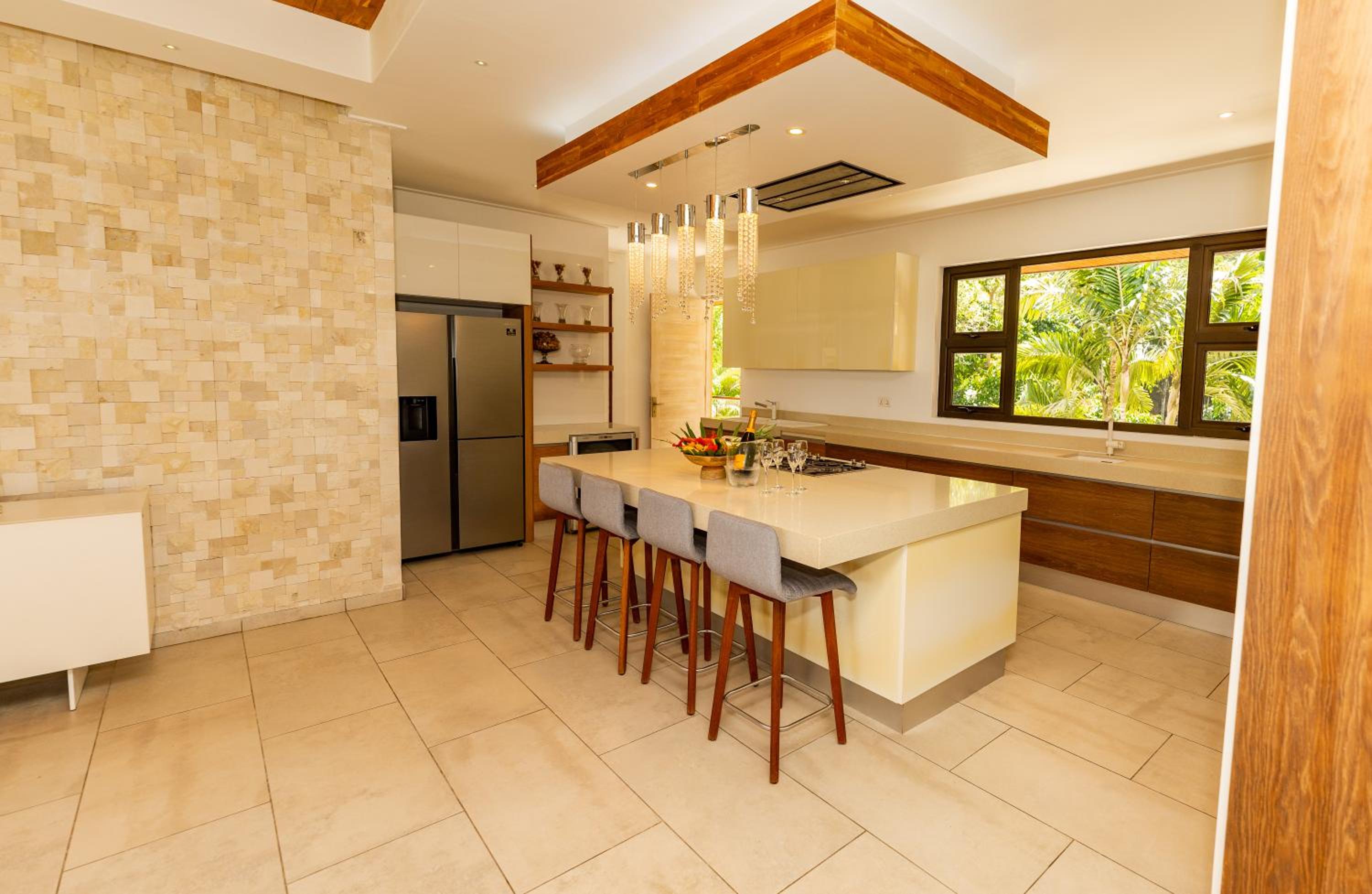 Four-Bedroom Villa with Private Pool photo 3