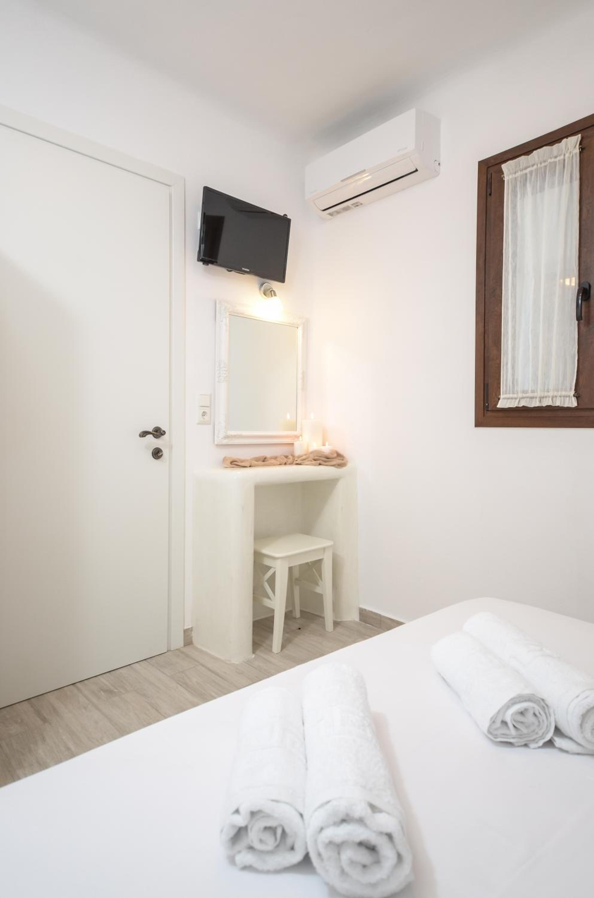 Superior Suite with Sea View photo 2