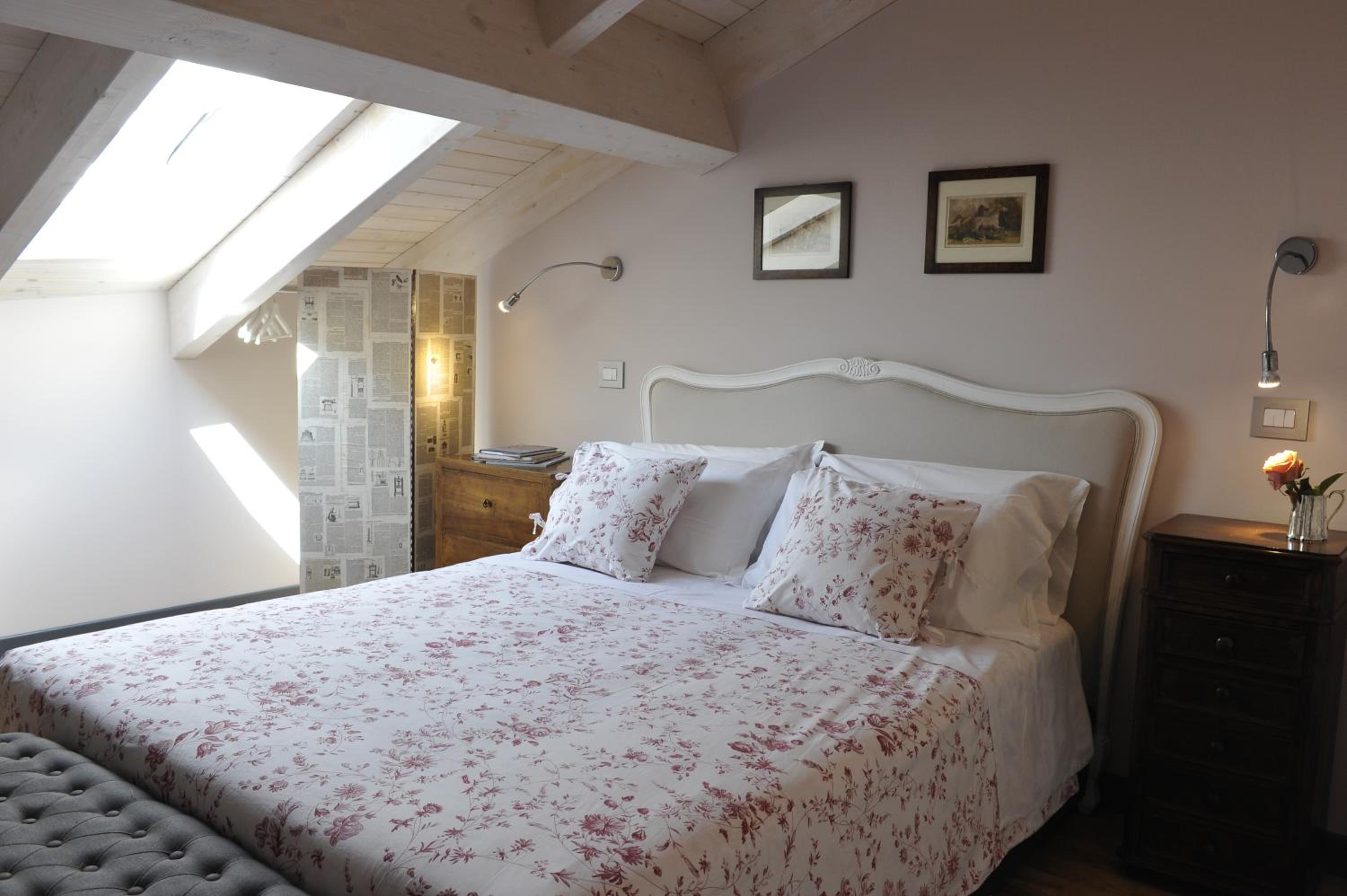 Double Room - Photo 3