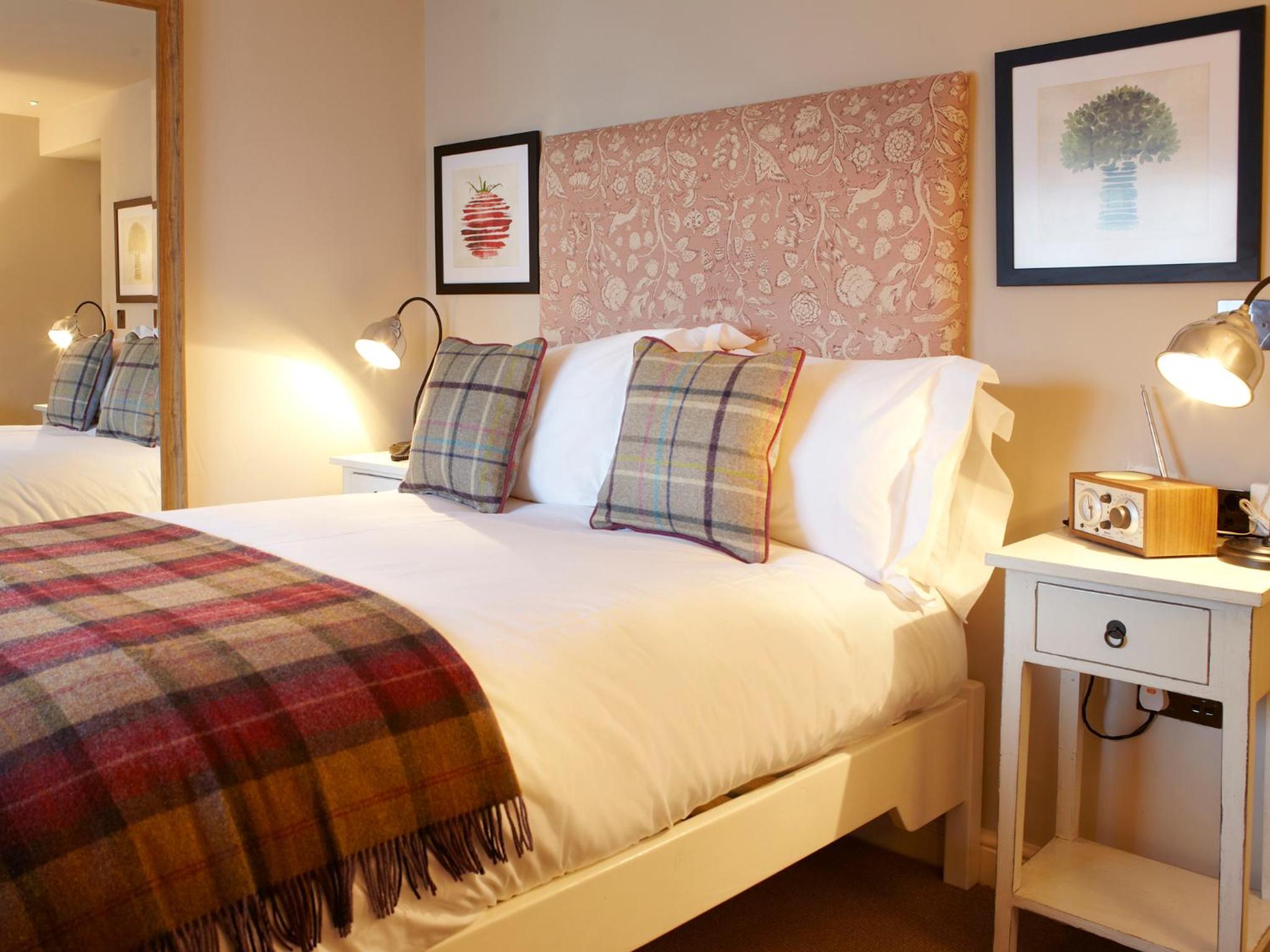 Standard Double Room (No pets allowed) - Photo 1