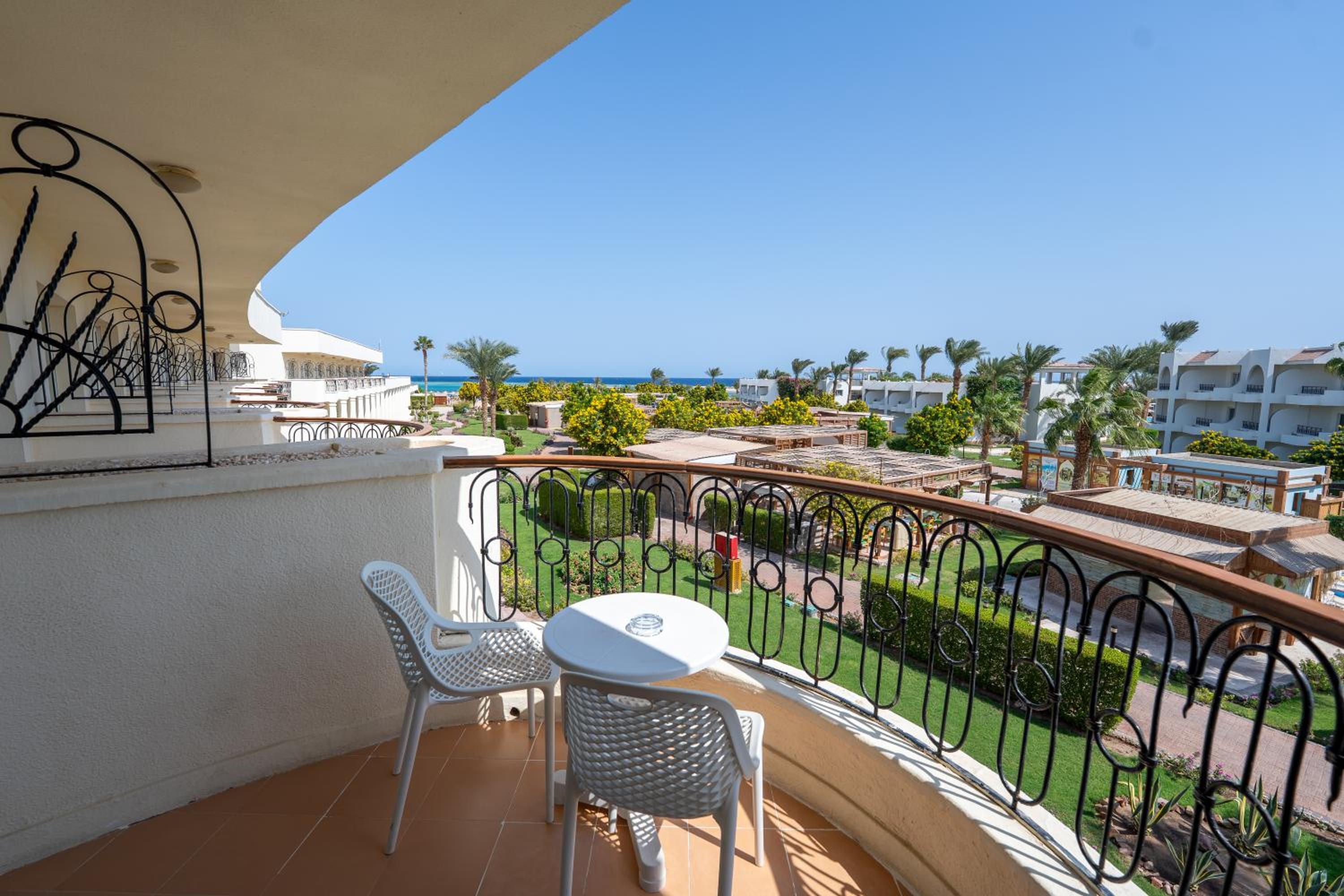 Superior, Queen or Twin, Sea View