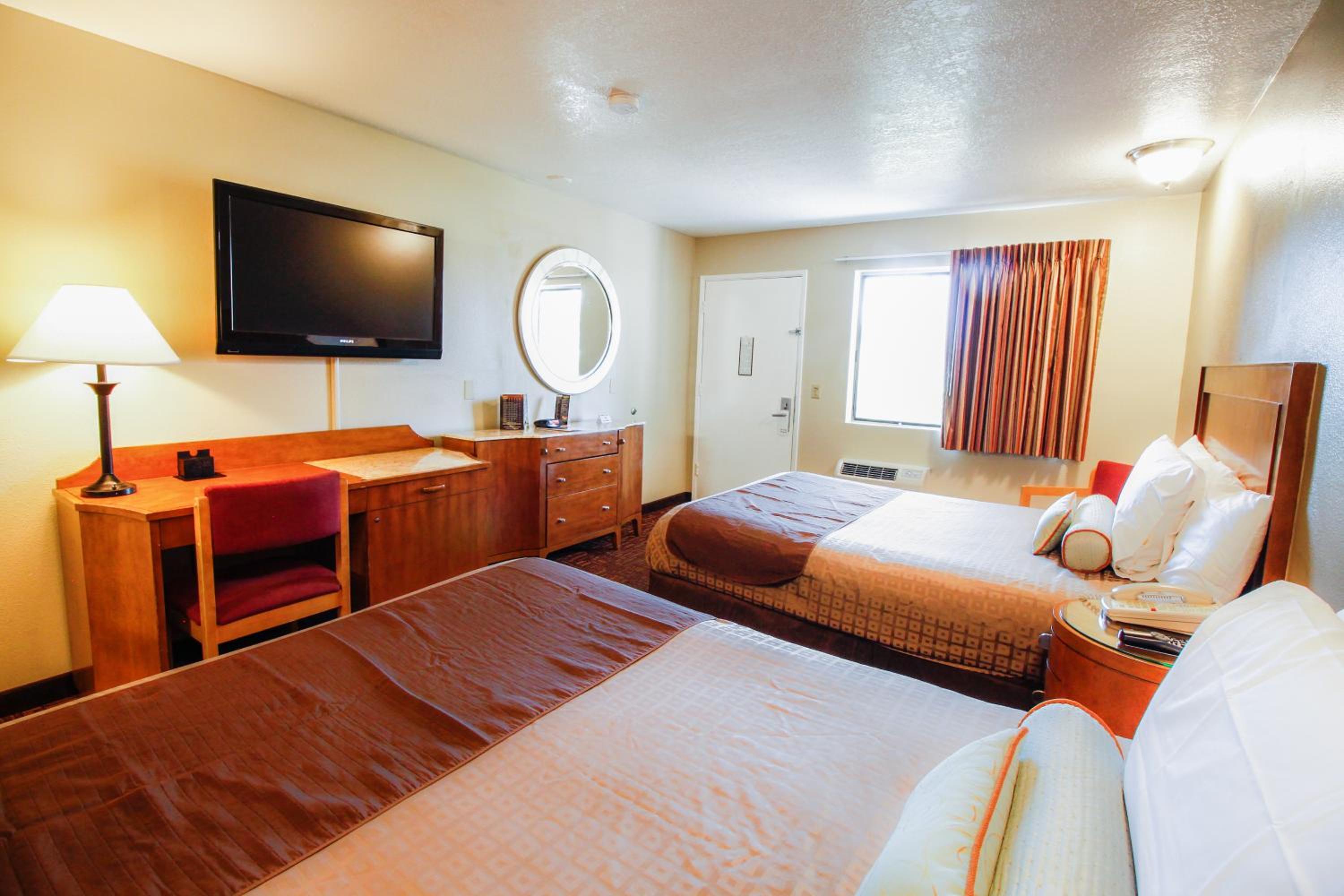 Double Queen Room photo 1