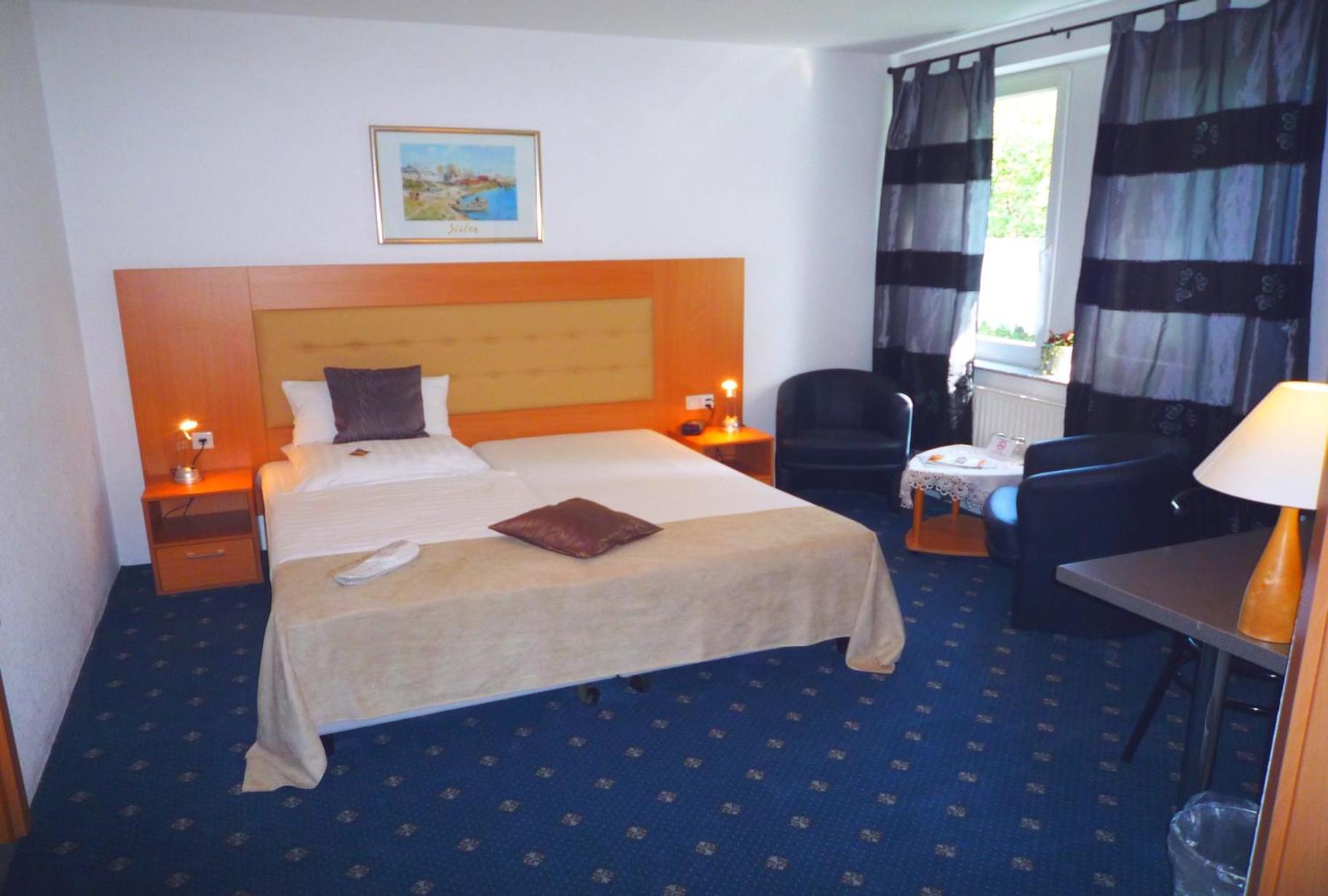 Double Room - Photo 1