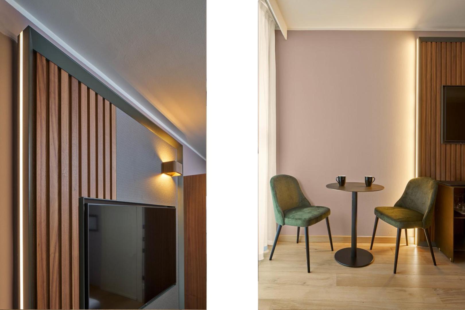 Deluxe Double or Twin Room with Balcony - Photo 16