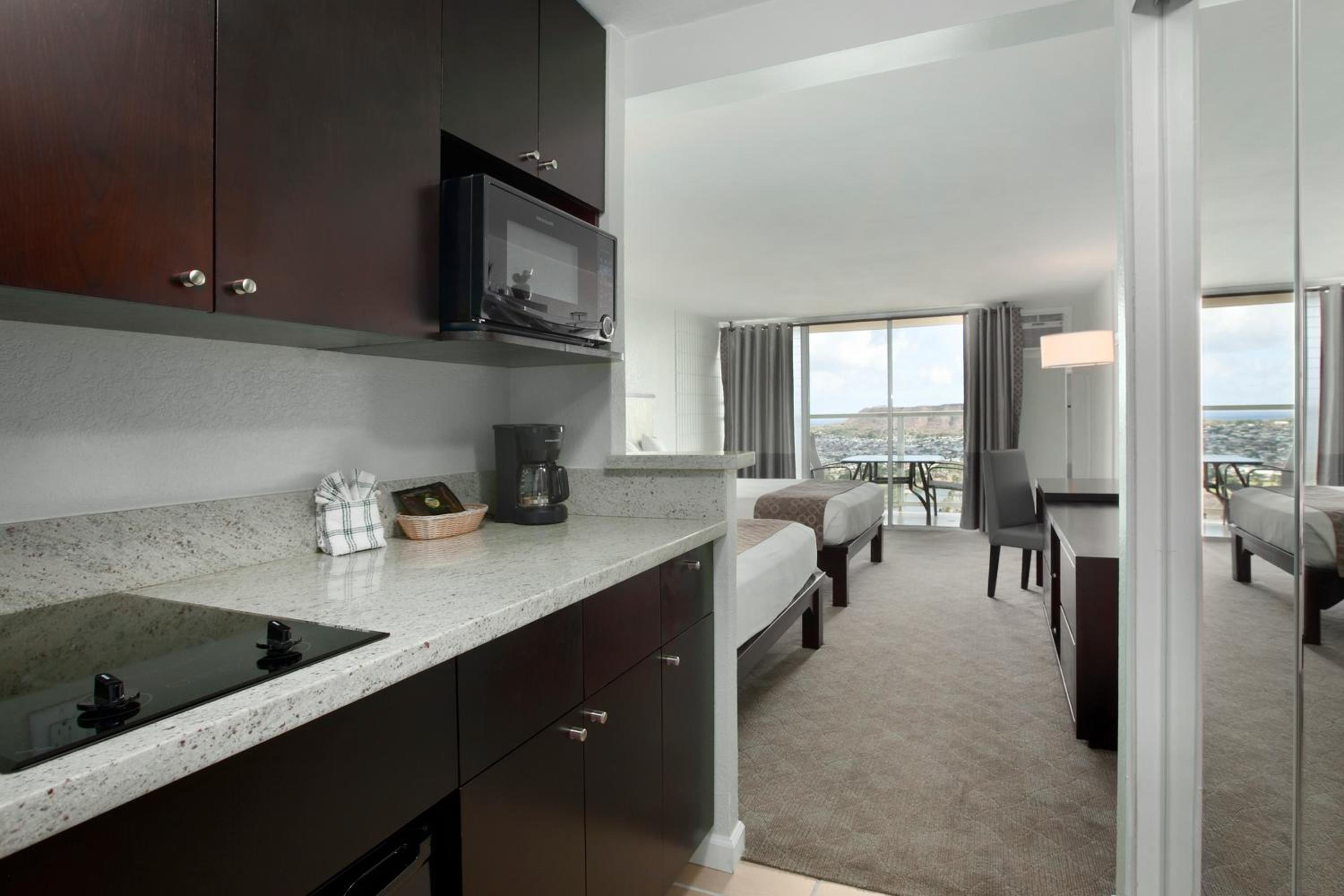 Studio Kitchenette  - Photo 6