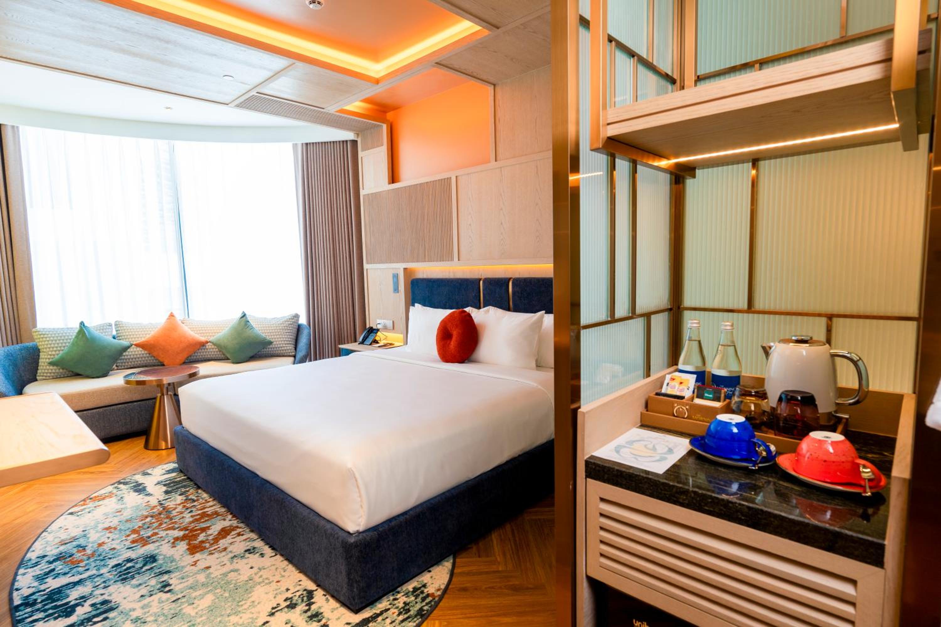 Superior Room-One King Bed,City View