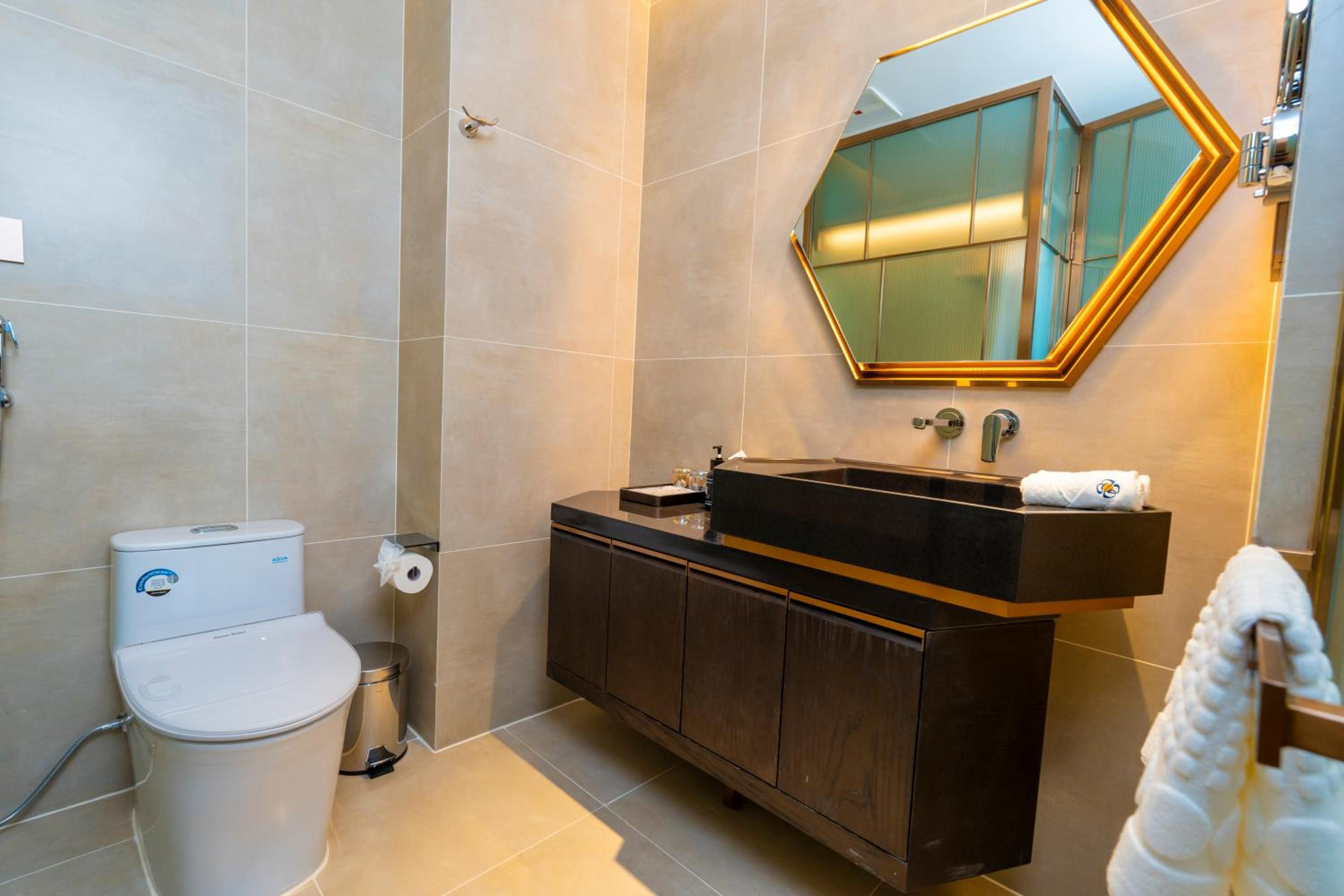 Deluxe Room-Two Single Size Beds,Sea View - Photo 1