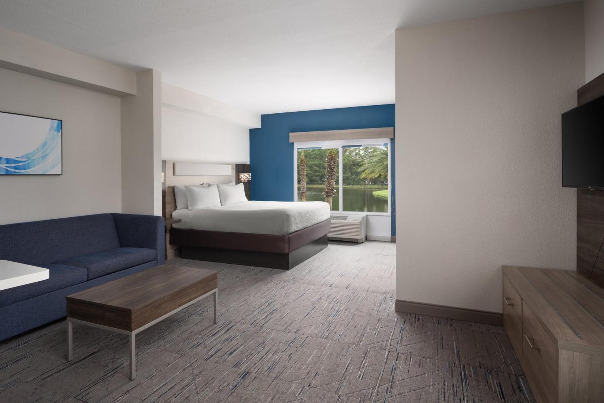 King Suite - Photo 1