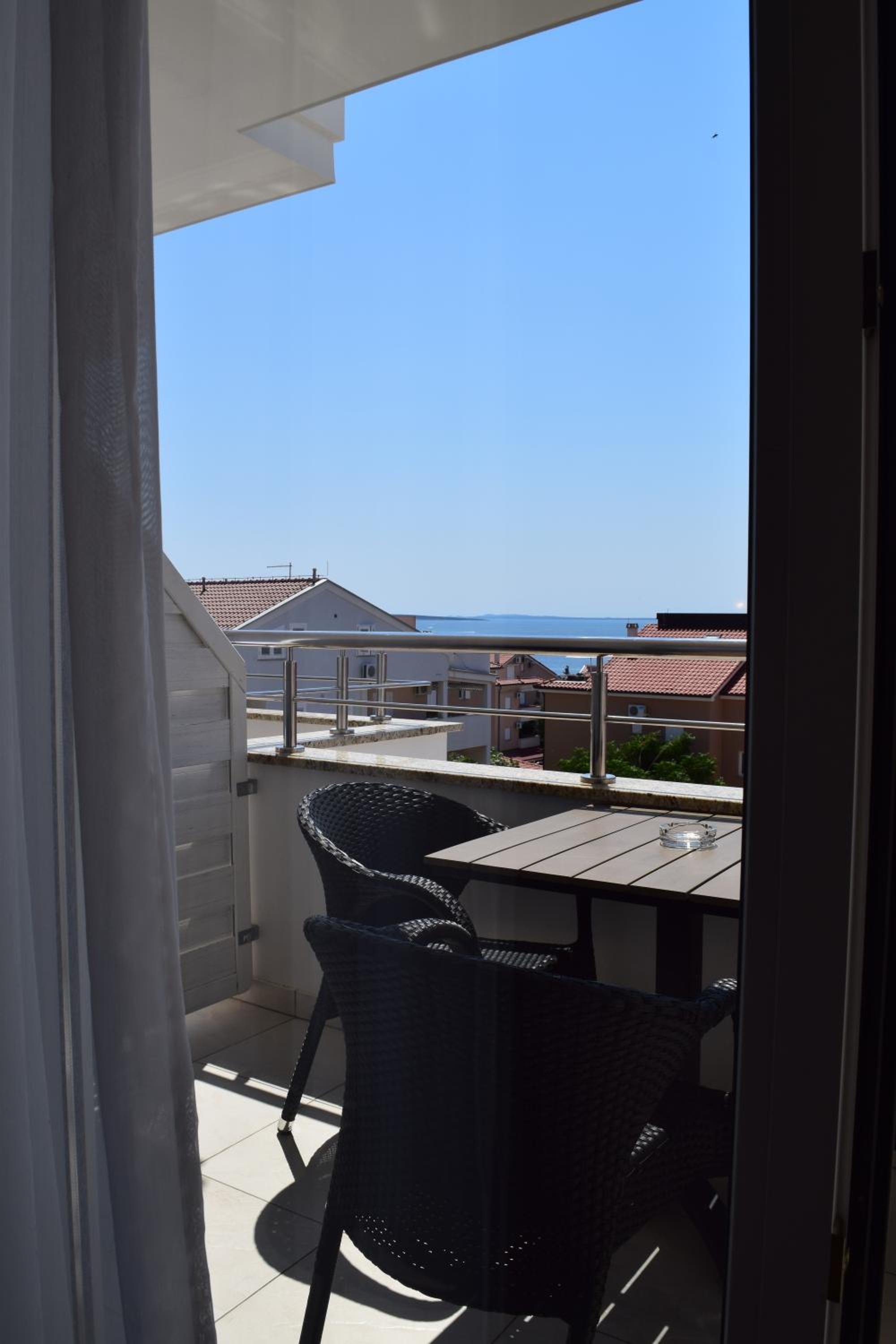 Comfort Double Room with Balcony - Photo 13