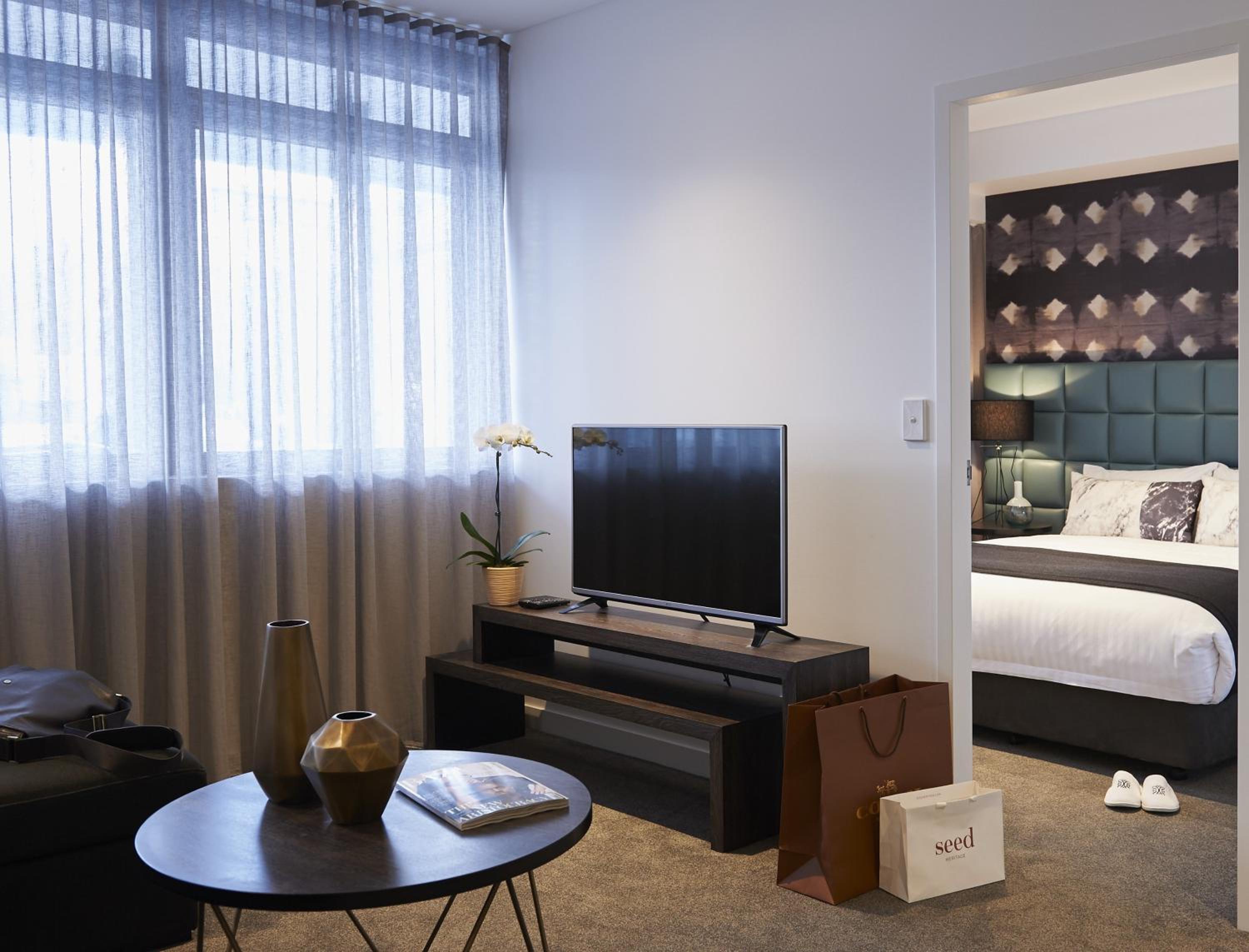Executive One-Bedroom Apartment photo 2