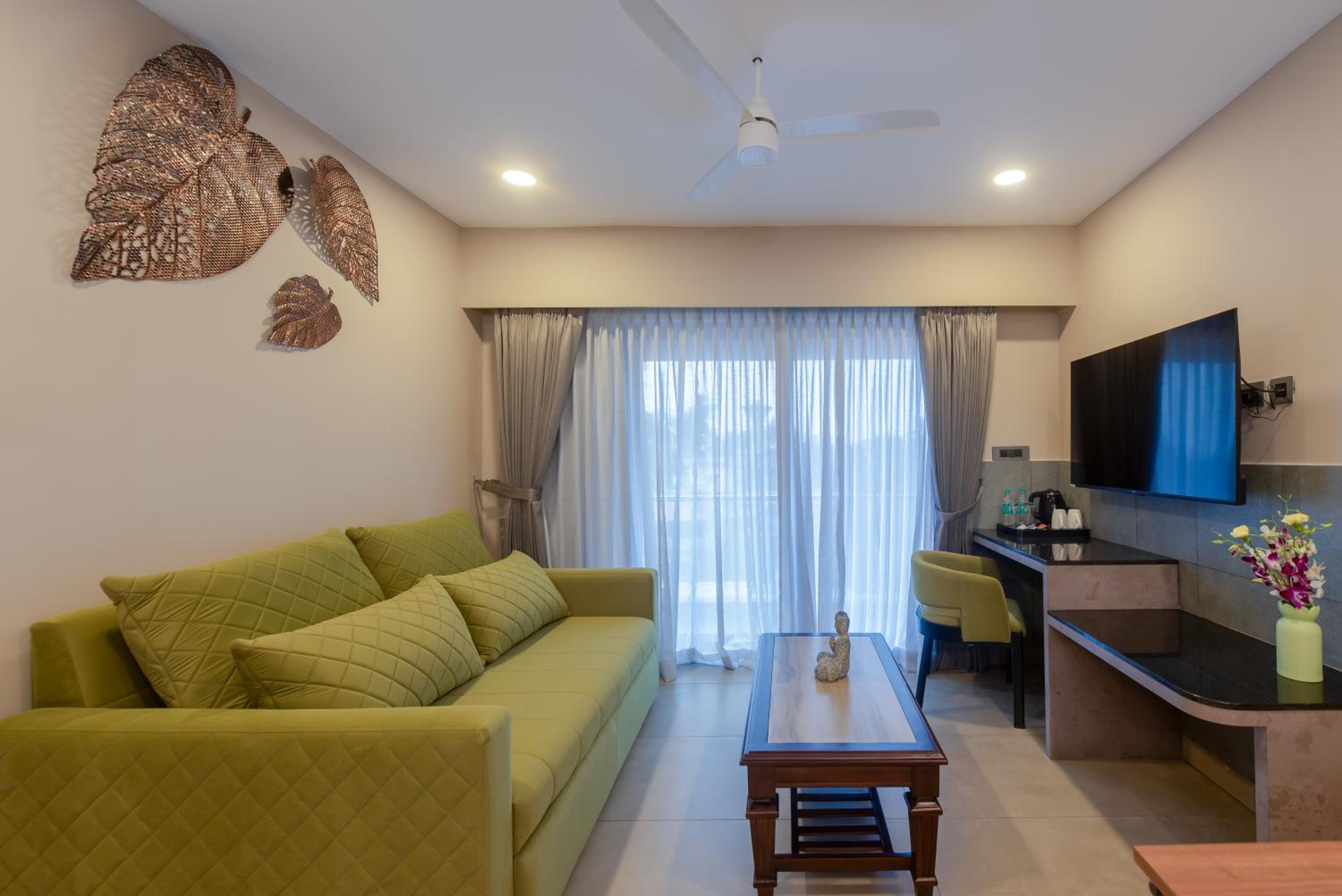 Superior King Suite