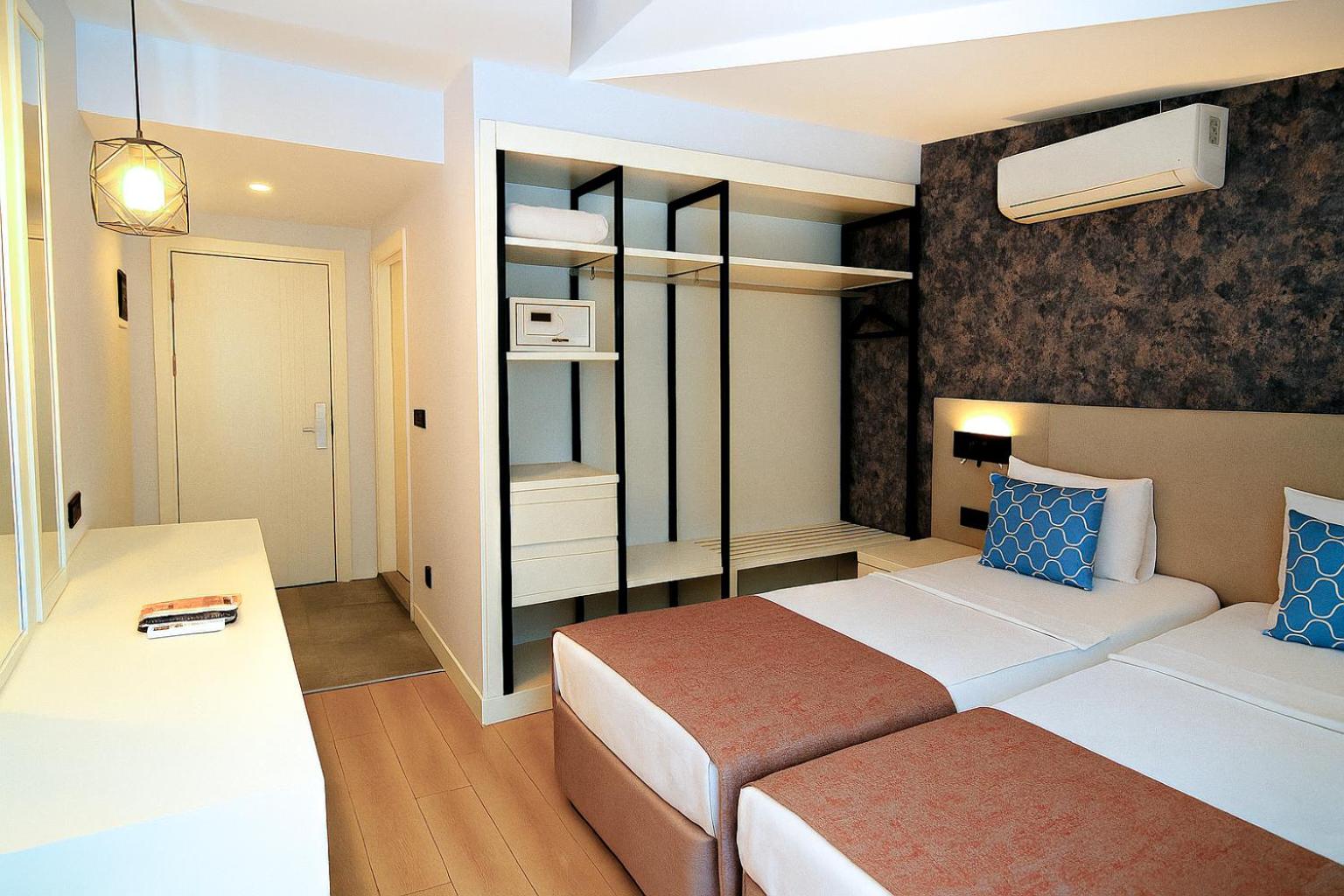 Double Room - Photo 4