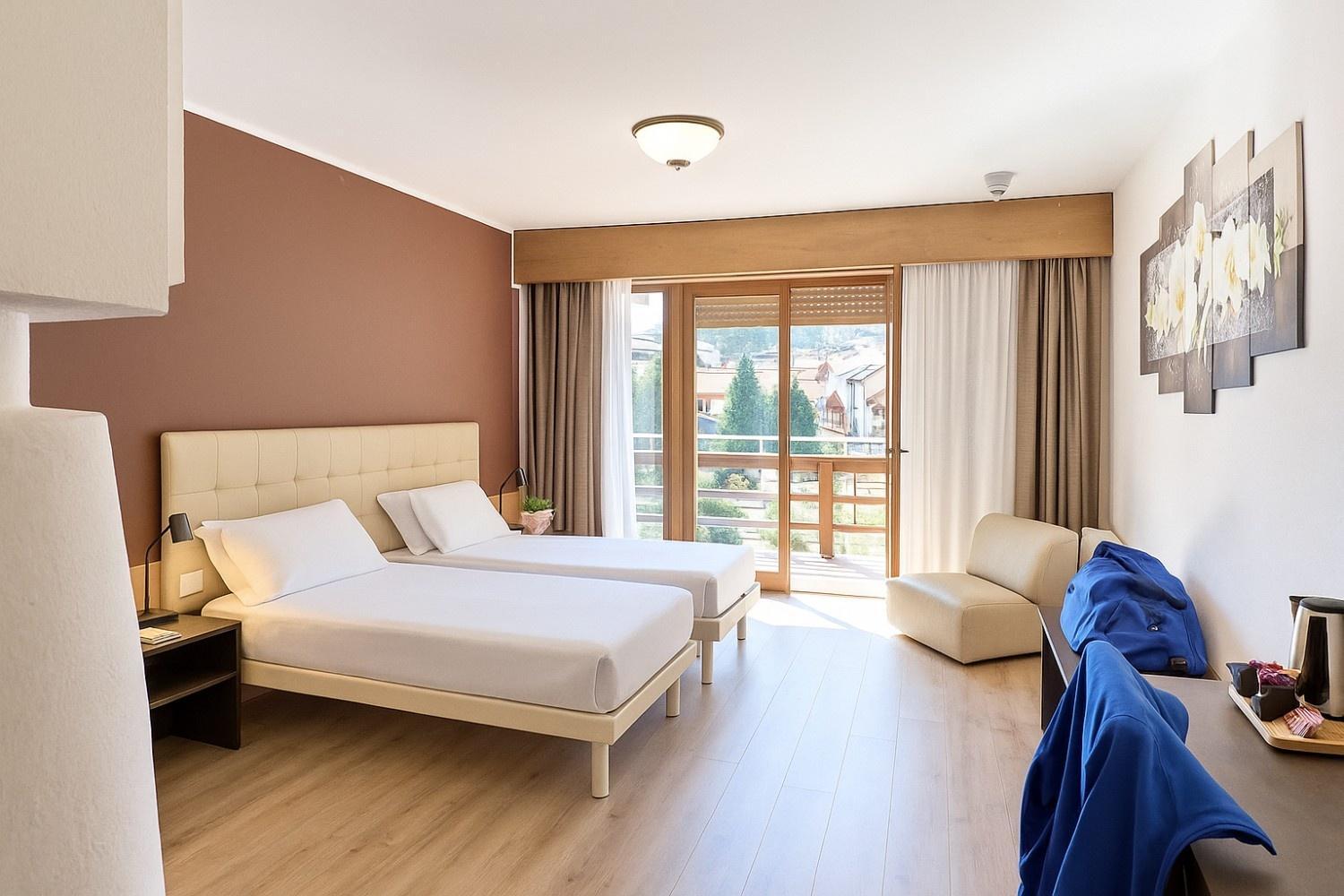 Double or Twin Room photo 2