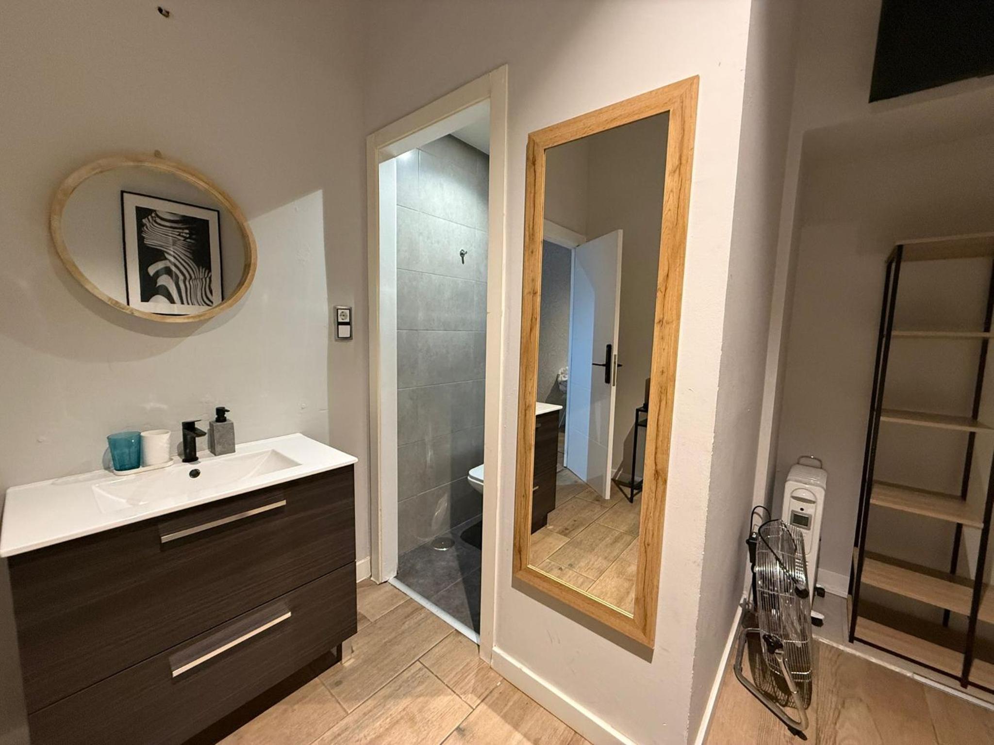 Single Room photo 3
