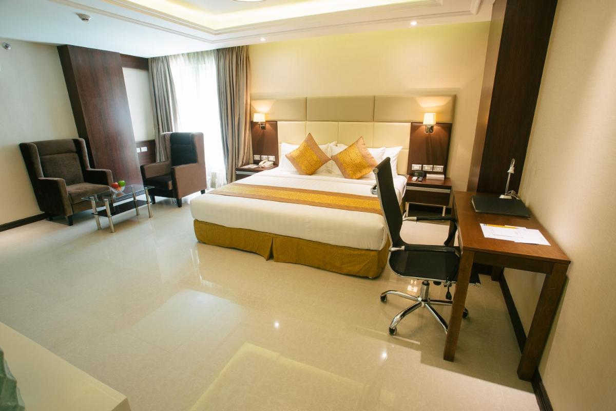 Executive Suite photo 2