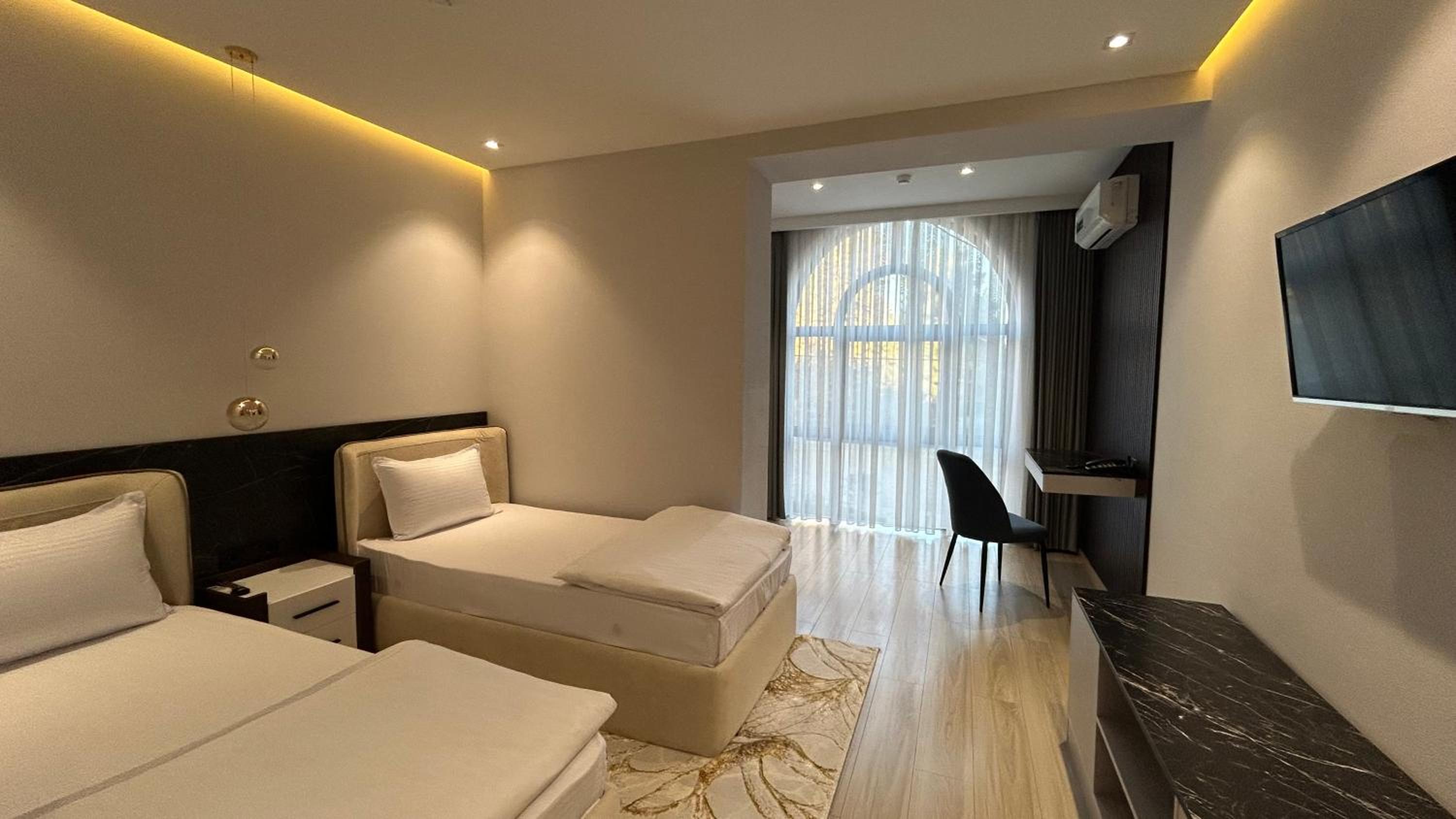 Superior Twin Room photo 3