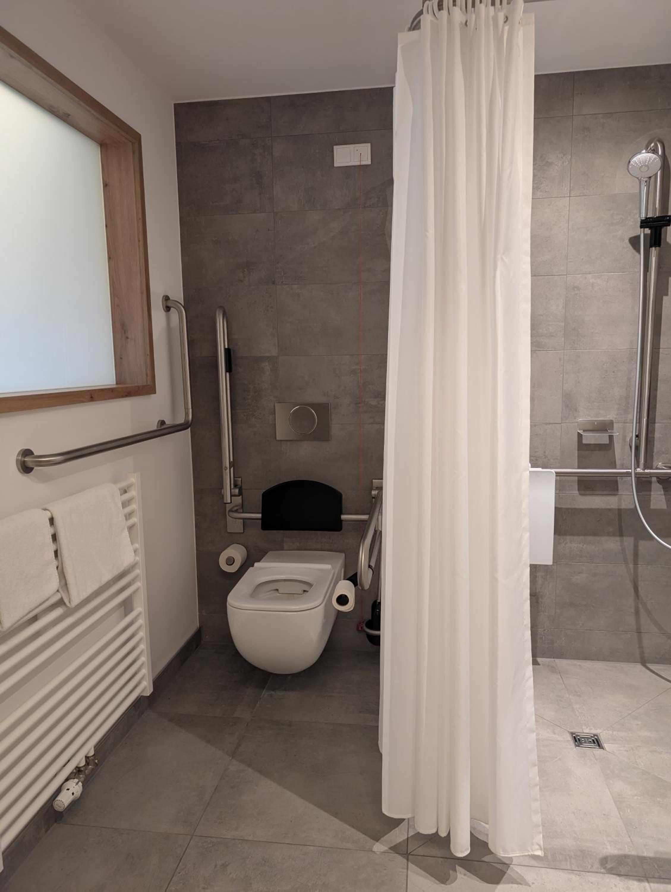 Single Room - Disability Access
