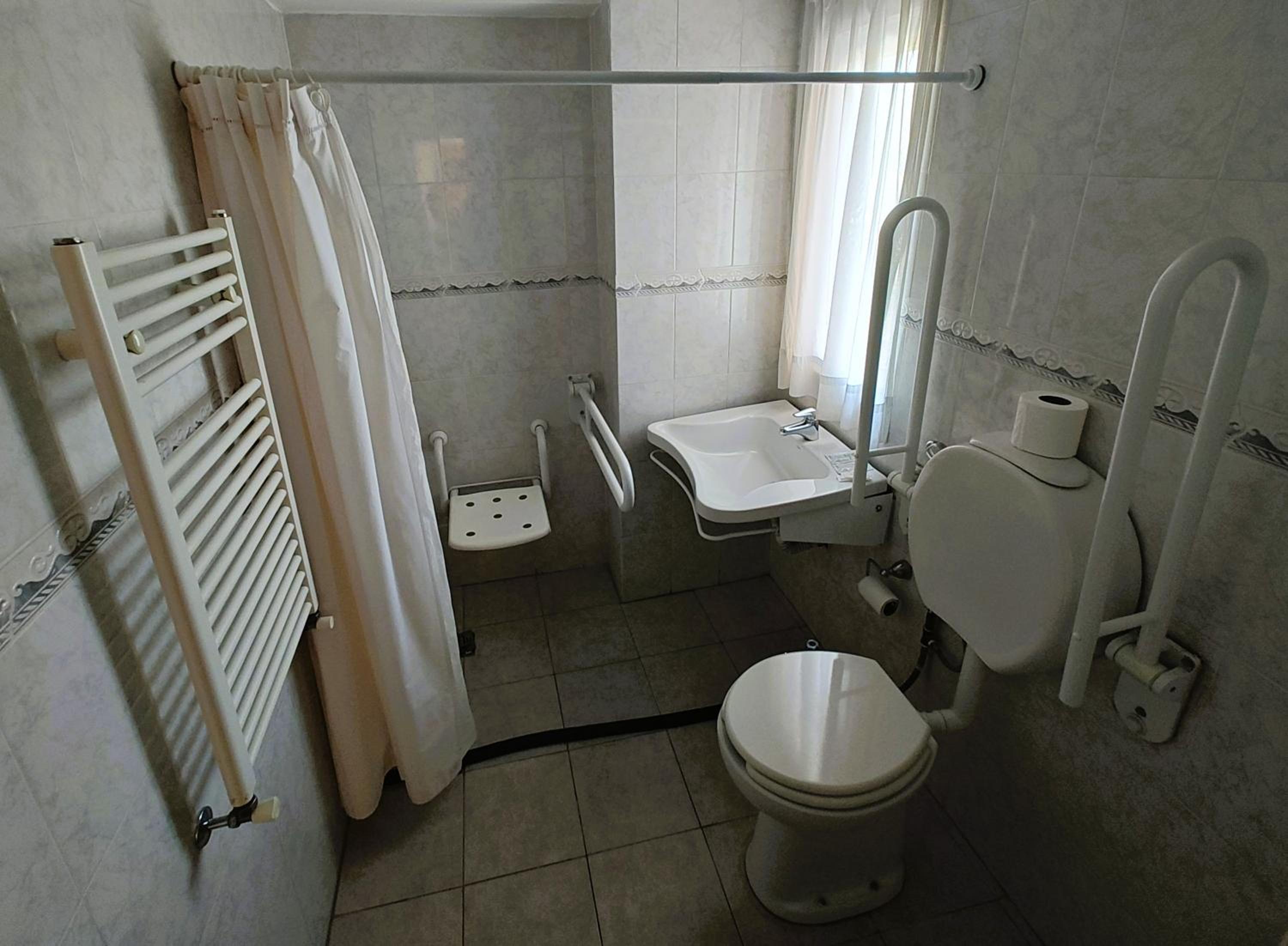 Queen Room with Two Queen Beds - Disability Access