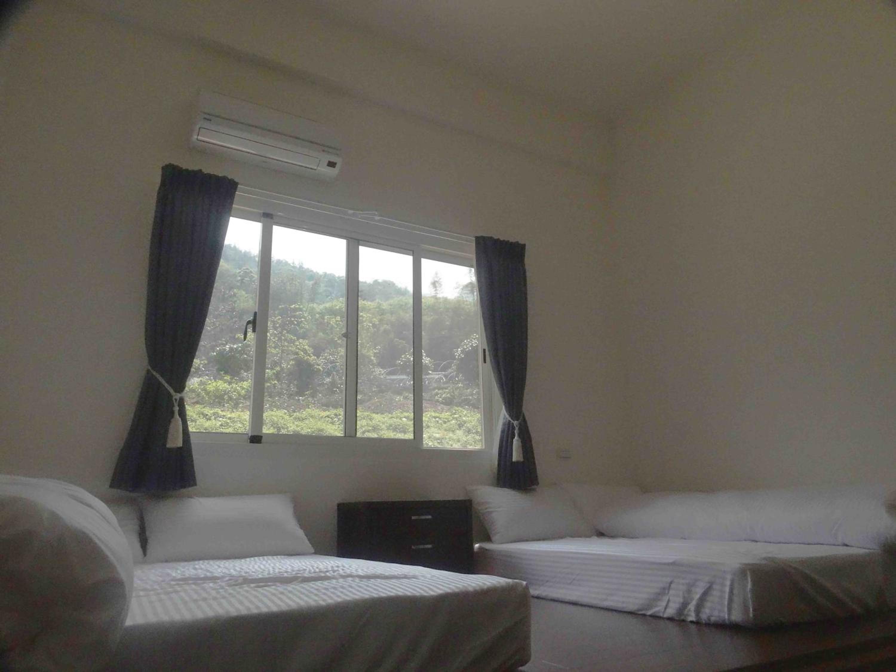 Classic Quadruple Room photo 3