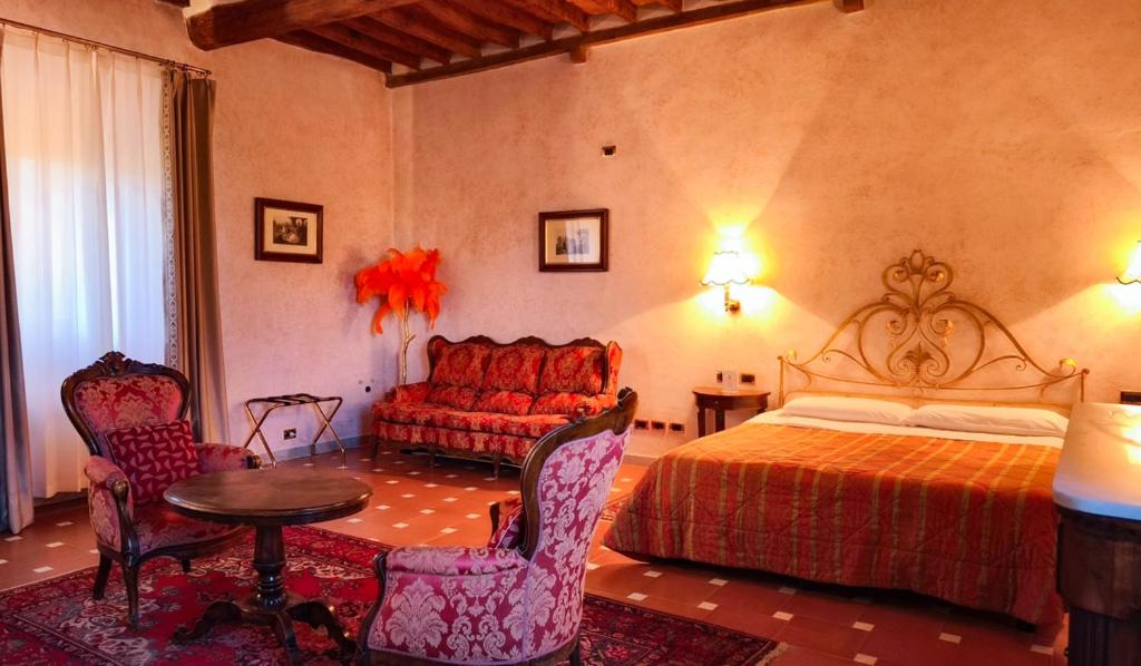 King Room