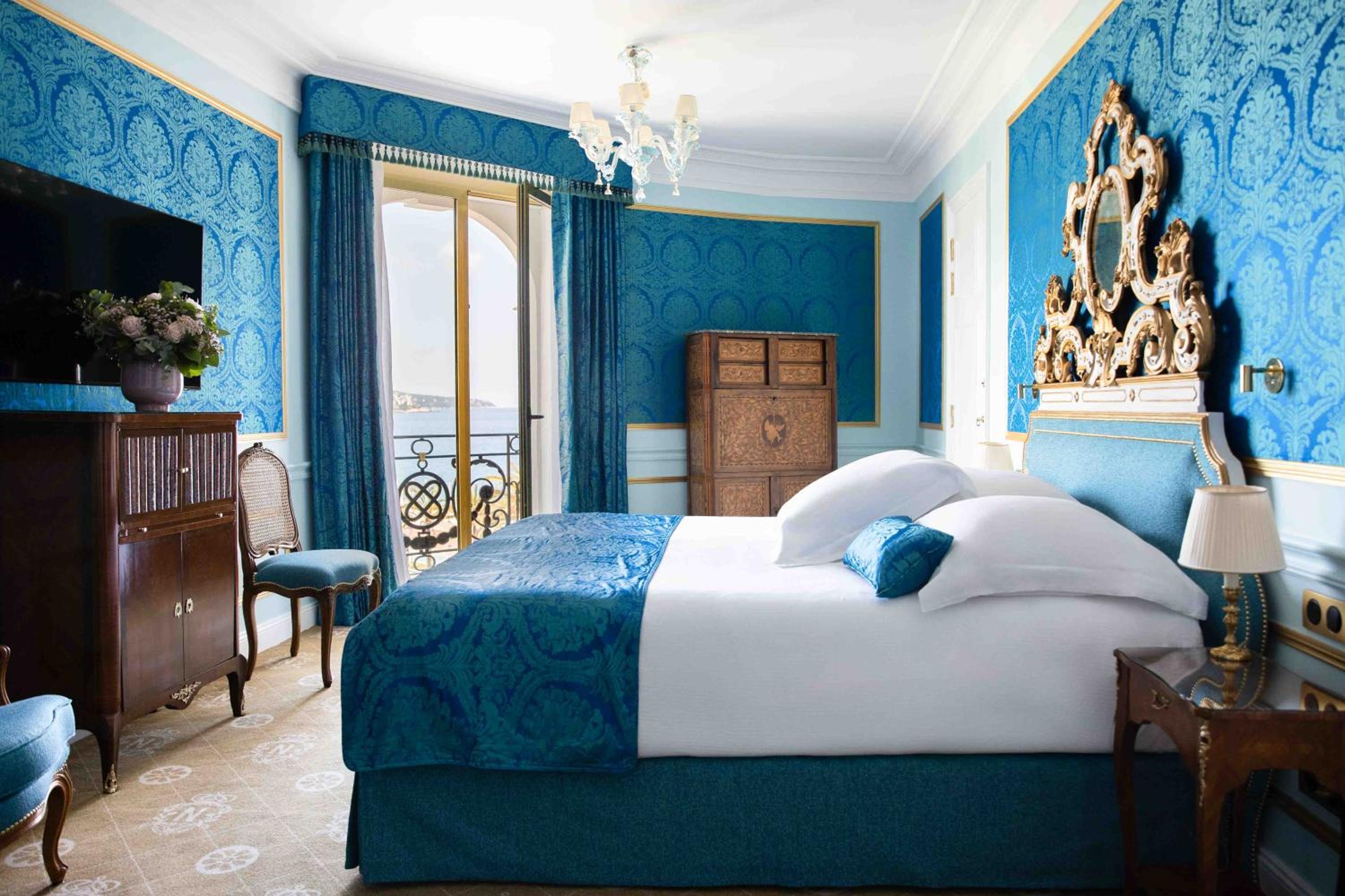 Two Bedroom Suite with Sea View