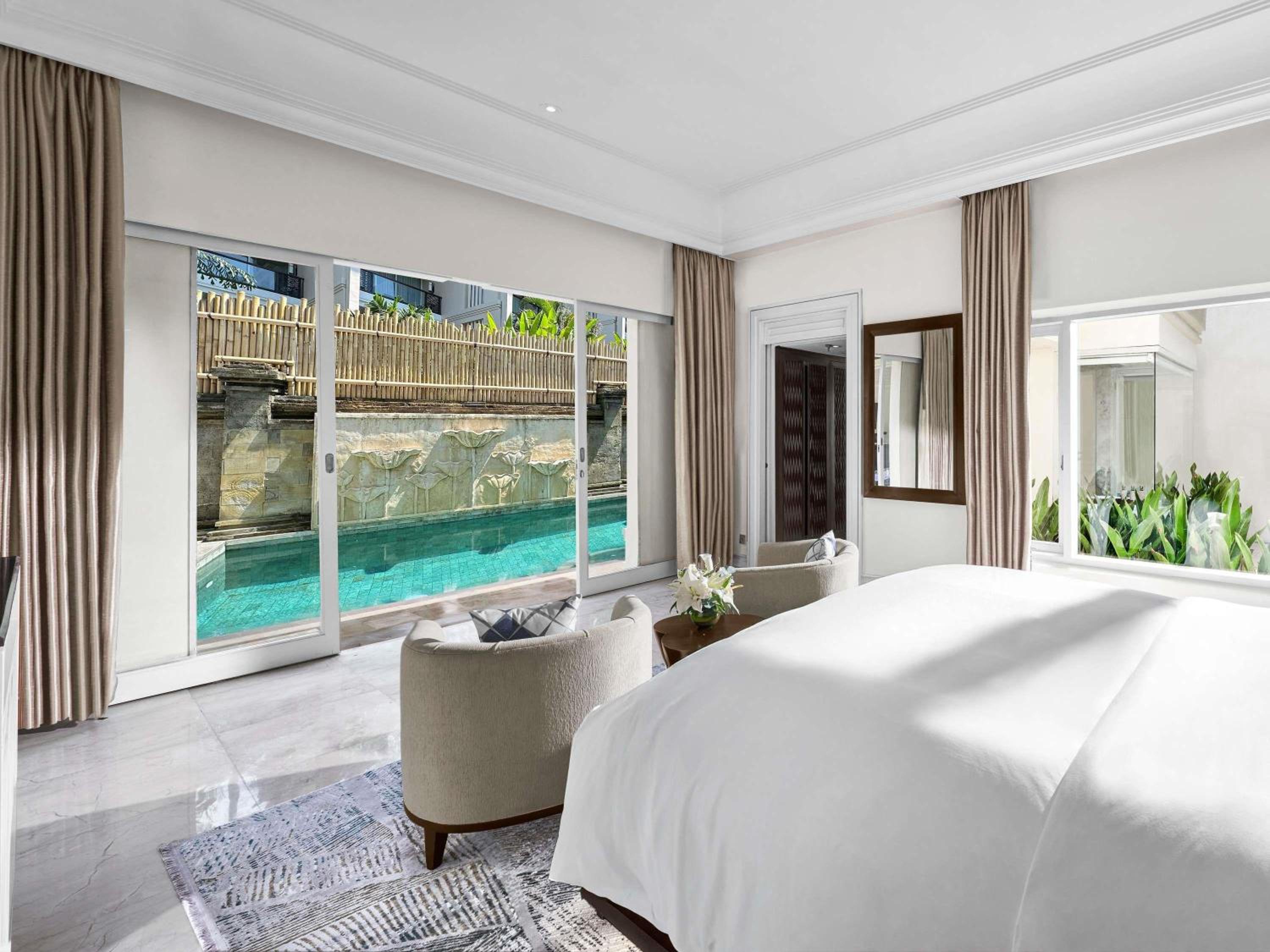 One-Bedroom Pool Villa - Club Access - Photo 1