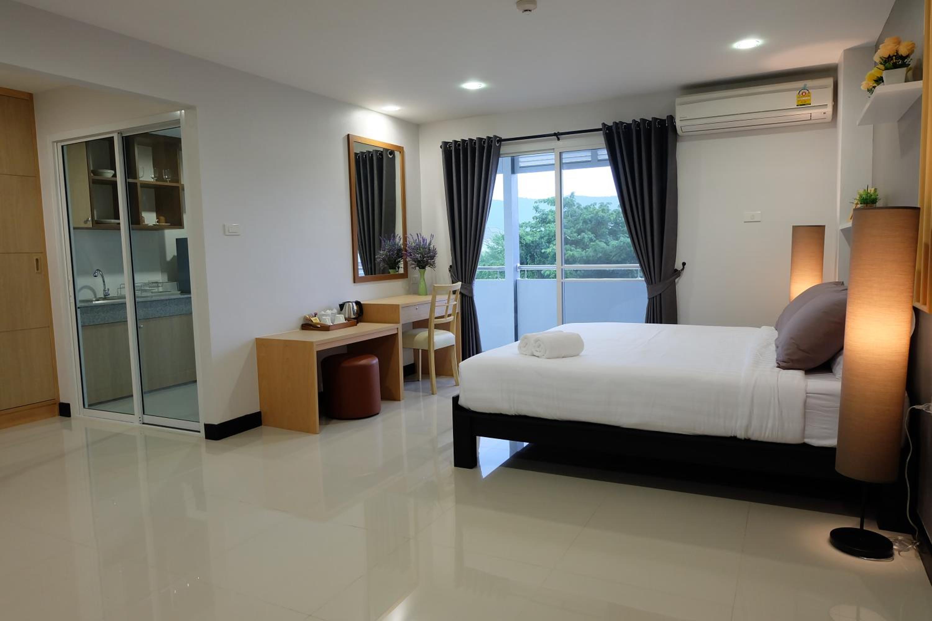 Superior King Room photo 1