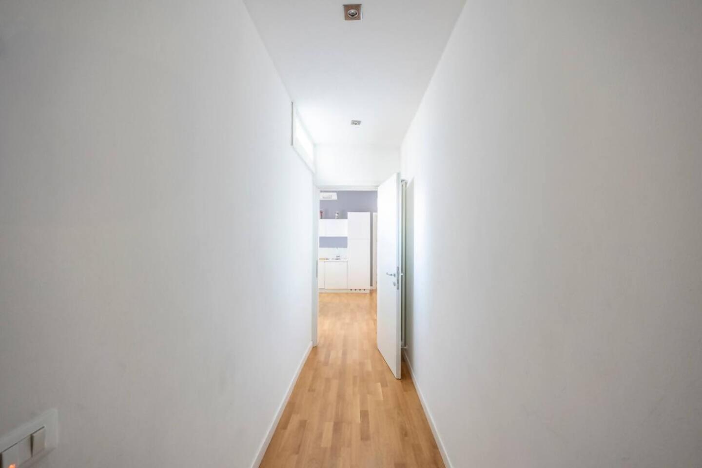 Two-Bedroom Apartment photo 2