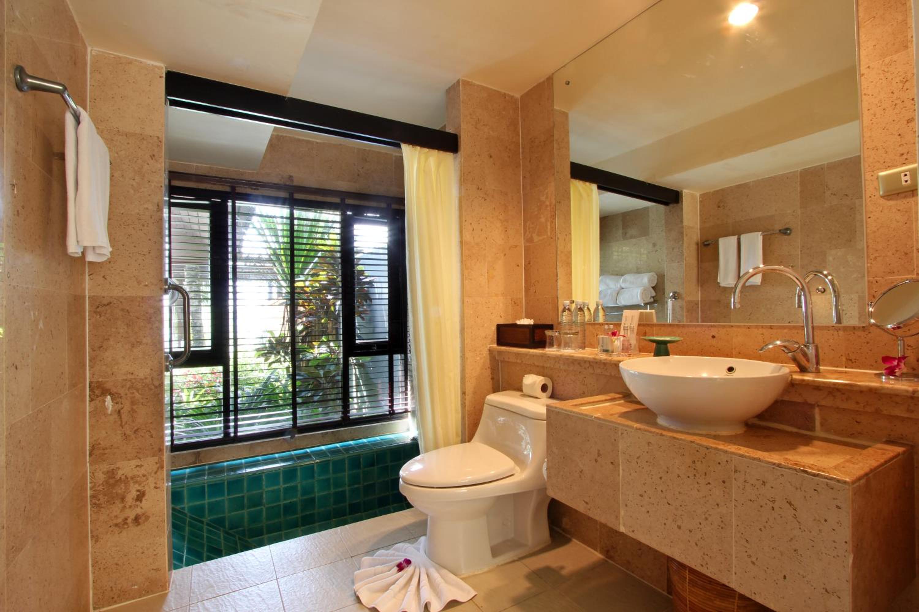 Villa with Private Pool - Beach Front - Photo 8