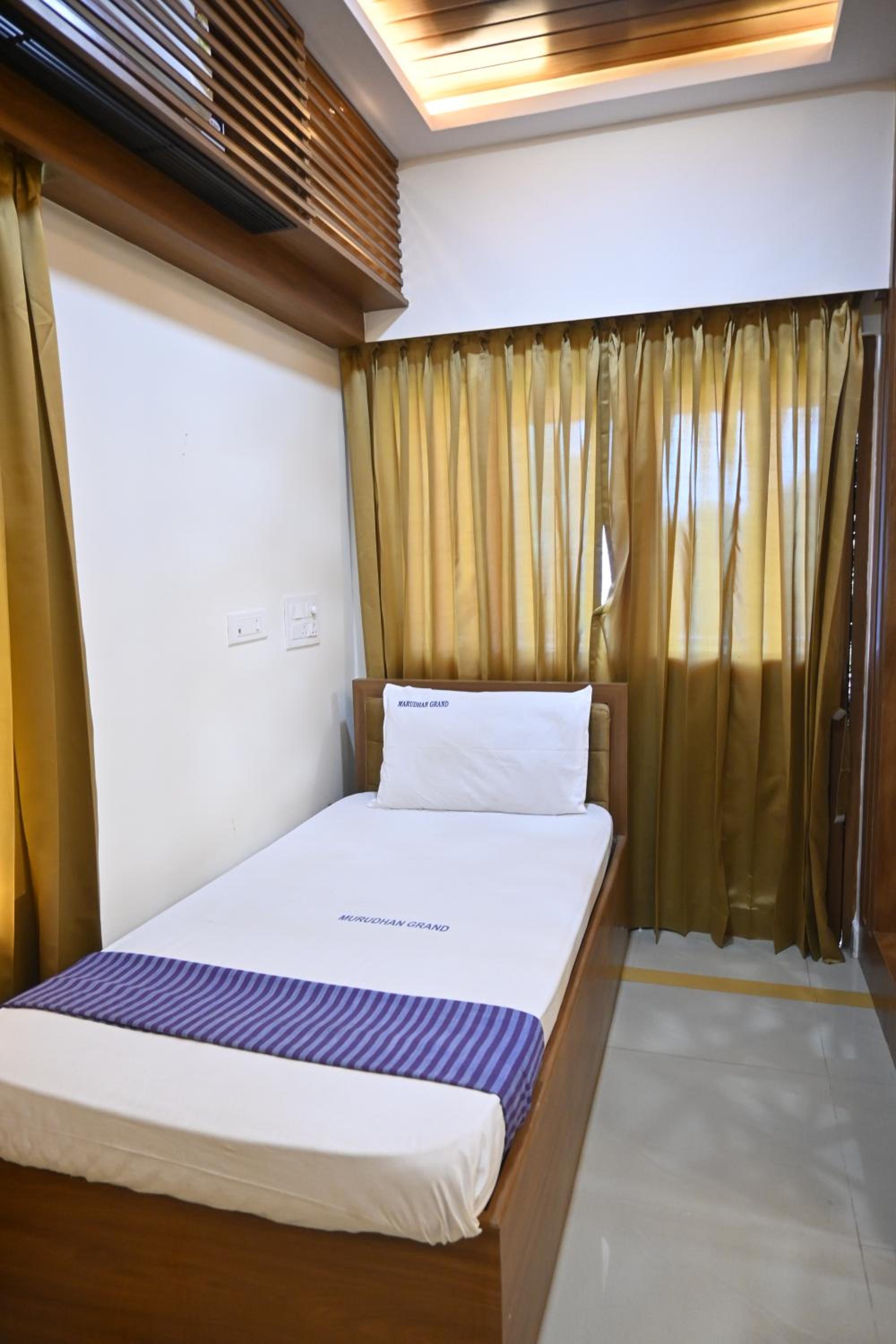Deluxe Suite - Photo 5
