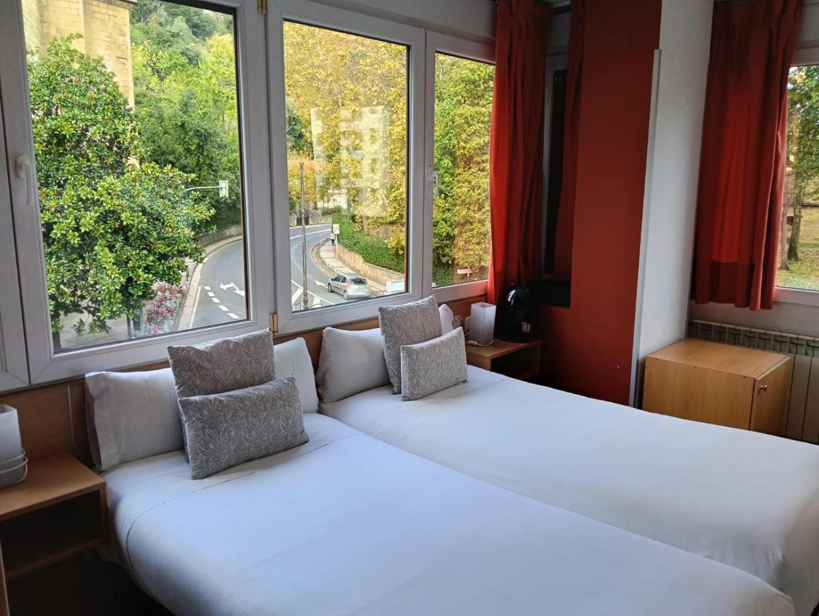 Twin Room with Sea View