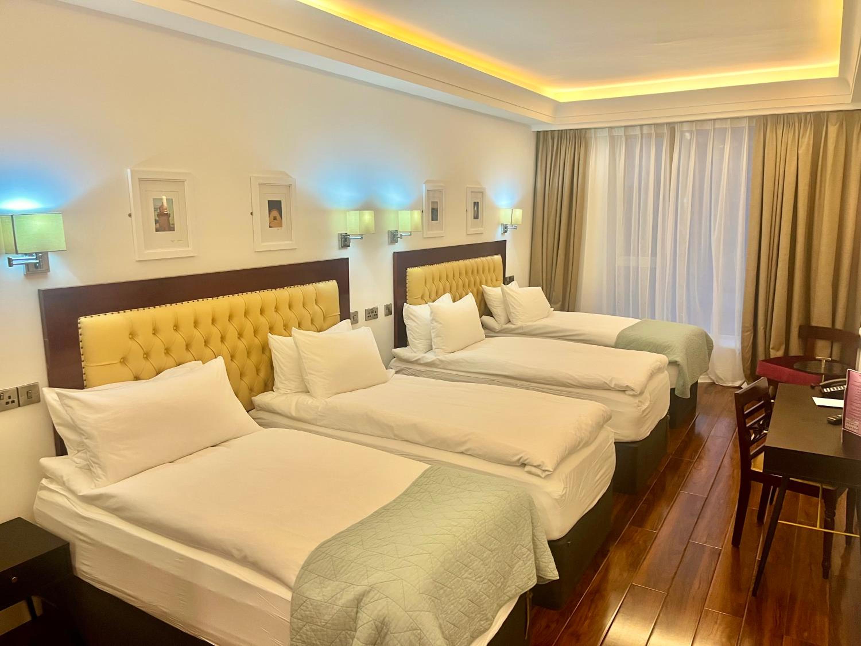 Deluxe Quadruple Room photo 1